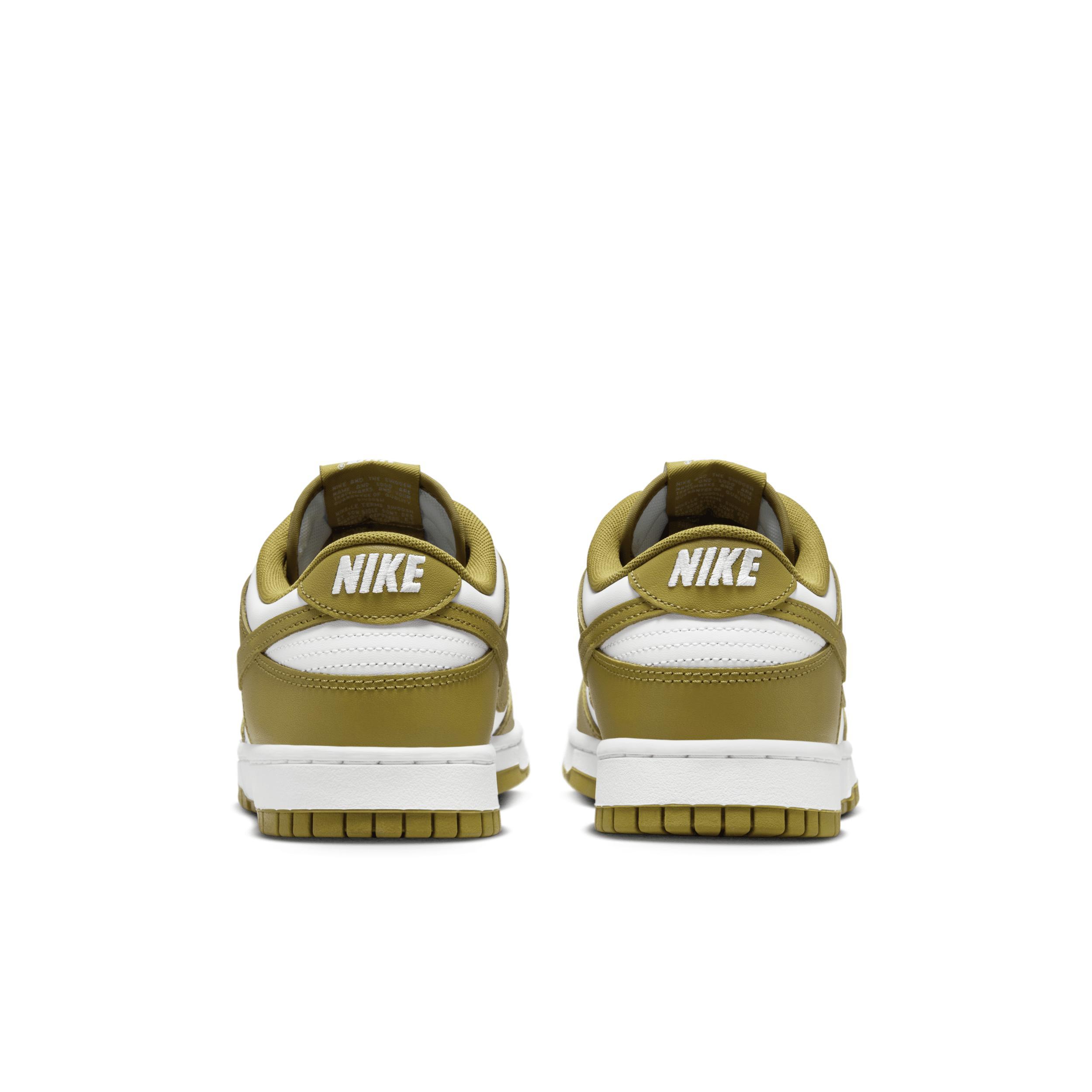 Nike Men's Dunk Low Retro Shoes Product Image