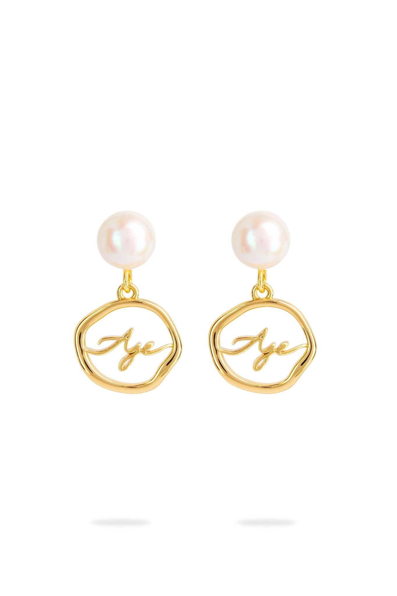 Fleur Pearl Drop Earring Product Image