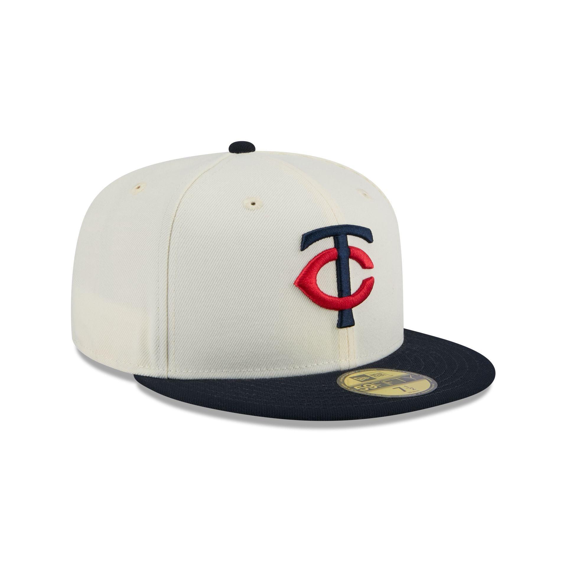 Minnesota Twins Chrome 59FIFTY Fitted Hat Male Product Image