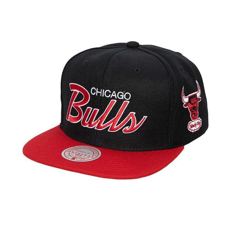 Mens Mitchell & Ness Chicago Bulls Hardwood Classics MVP Team Script 2.0 Snapback Hat Product Image