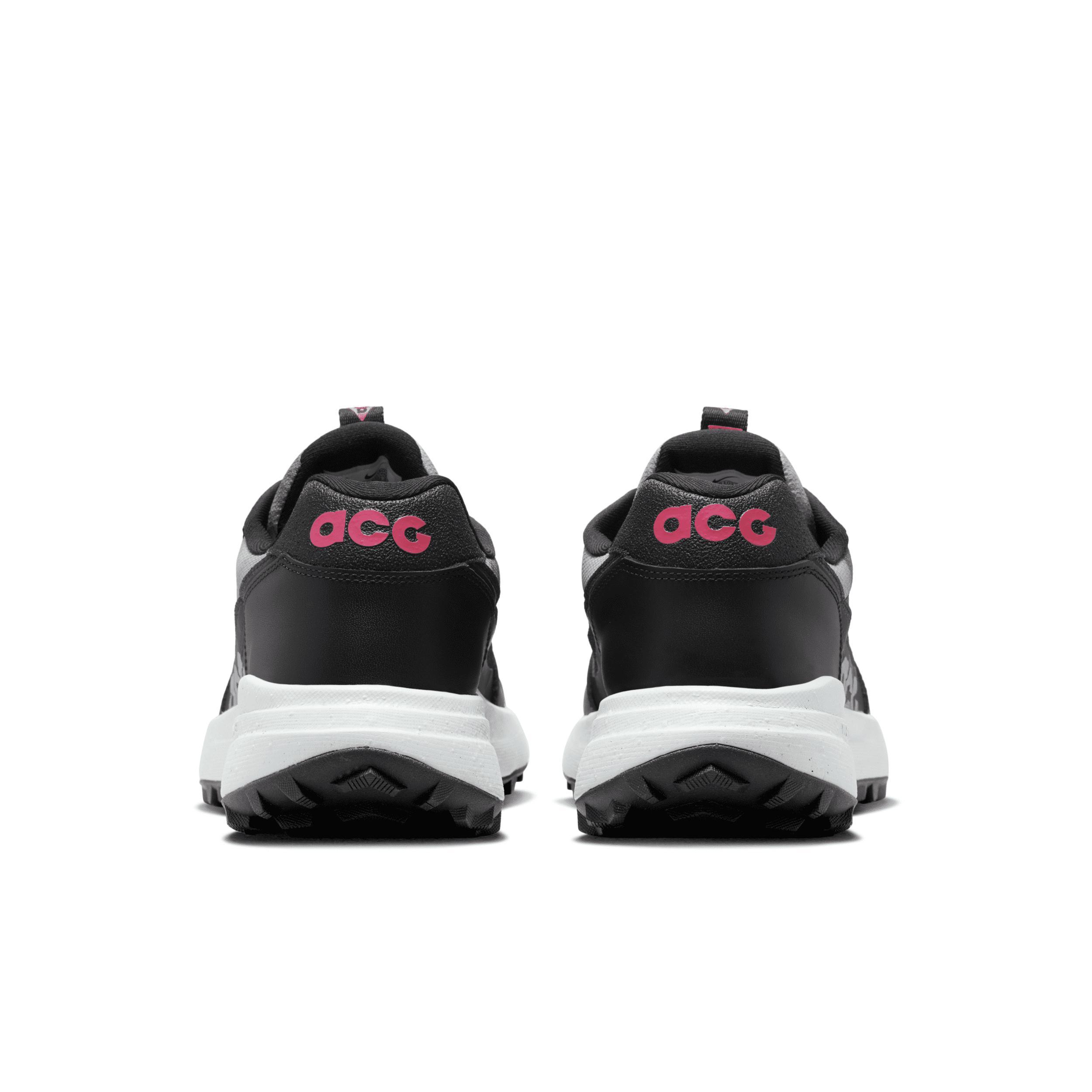 Men's Nike ACG Lowcate SE Shoes Product Image