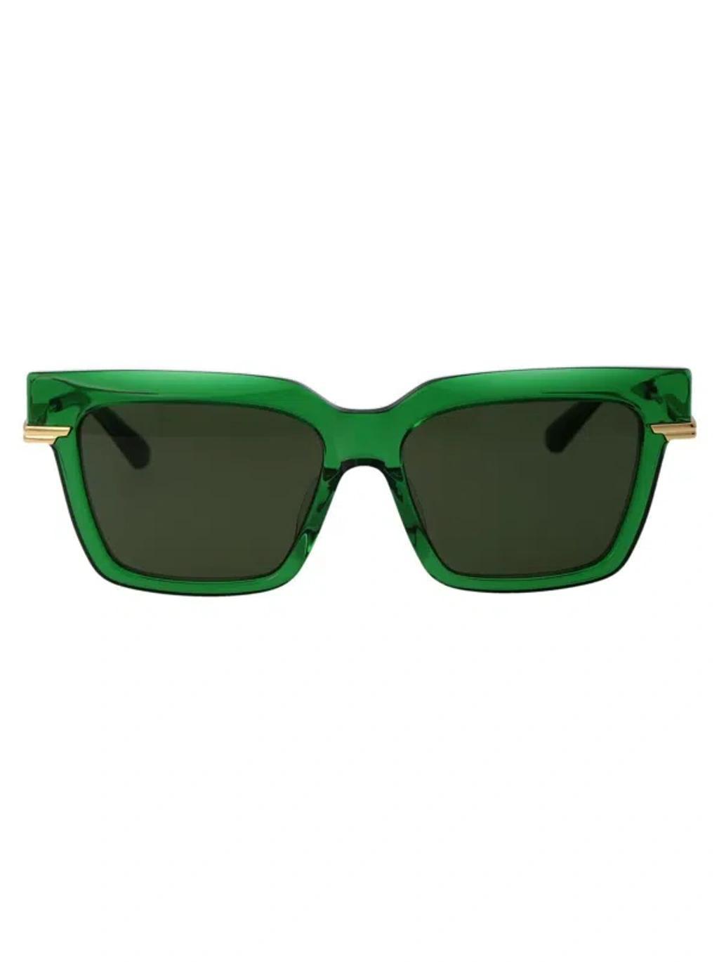 BOTTEGA VENETA Sunglasses In Green Product Image