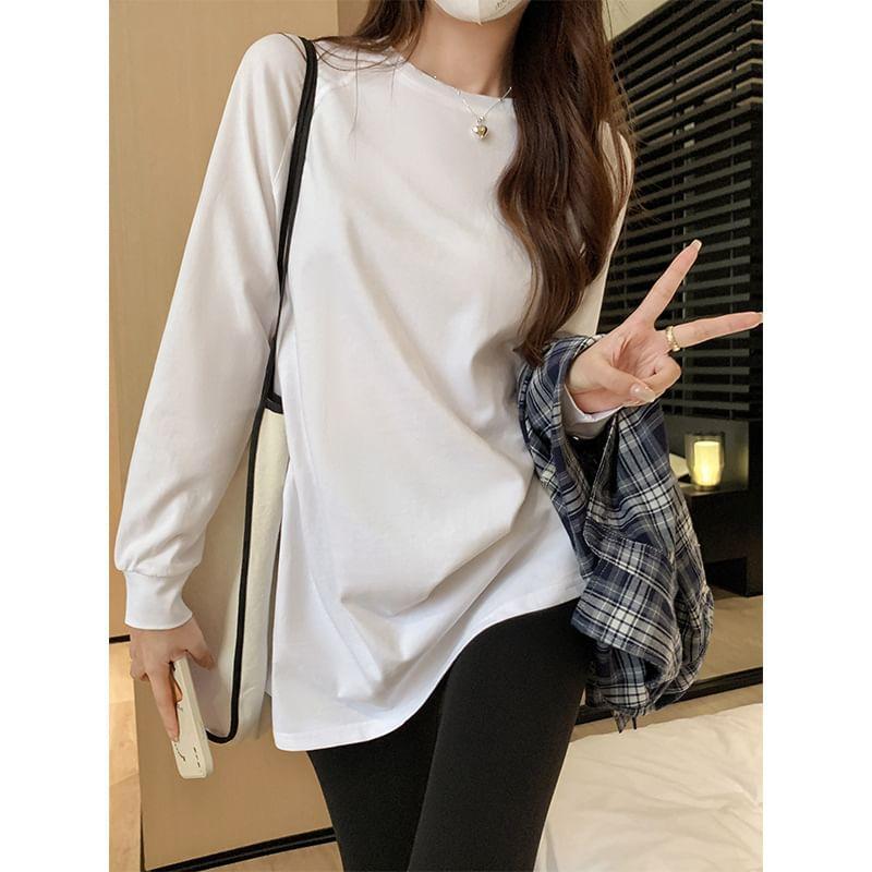 Long Sleeve Round Neck Plain T-Shirt Product Image