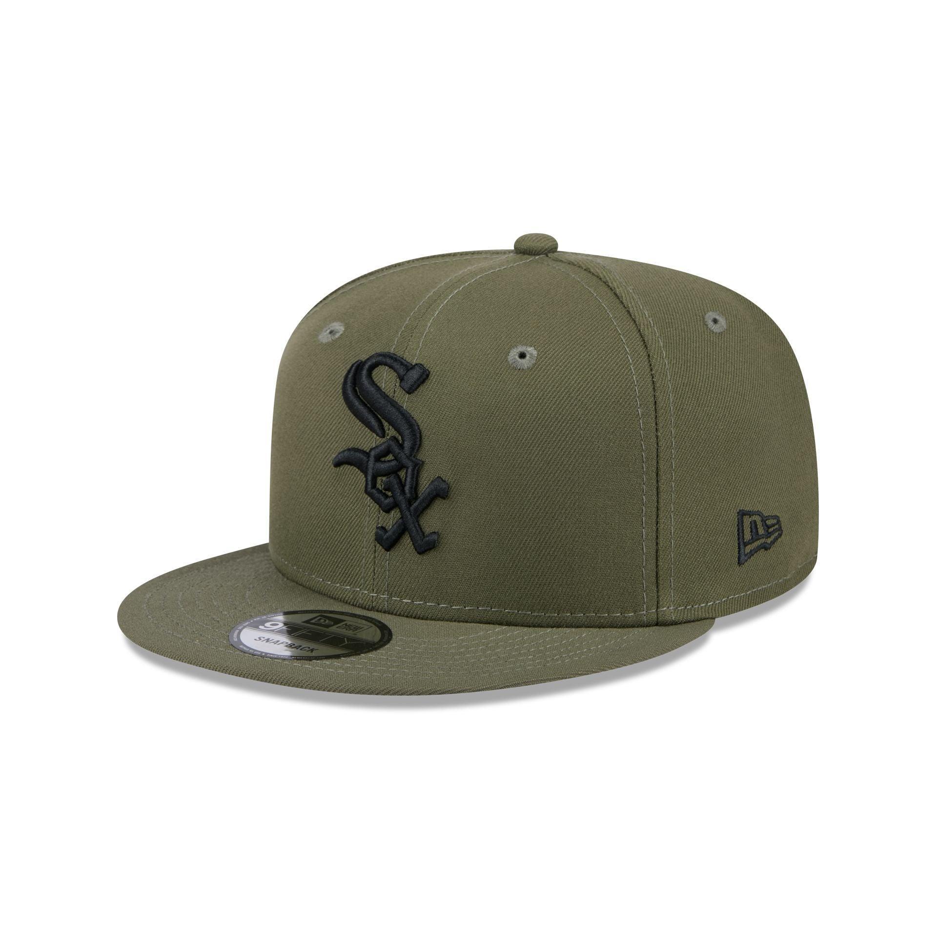 Los Angeles Dodgers Basic Black on Black 9FIFTY Snapback Hat Male Product Image