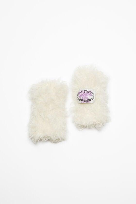 Fluffy mittens Product Image