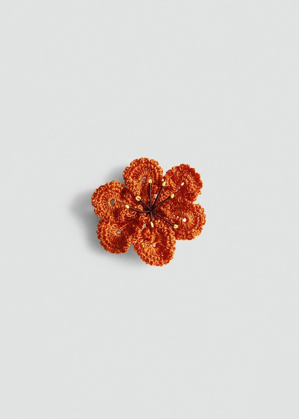 MANGO - Crochet flower brooch - One size - Women Product Image