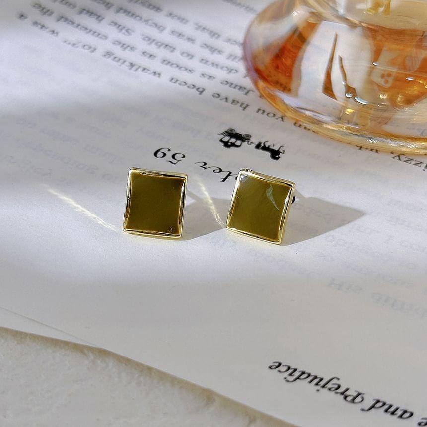 Square Stud Earring Product Image