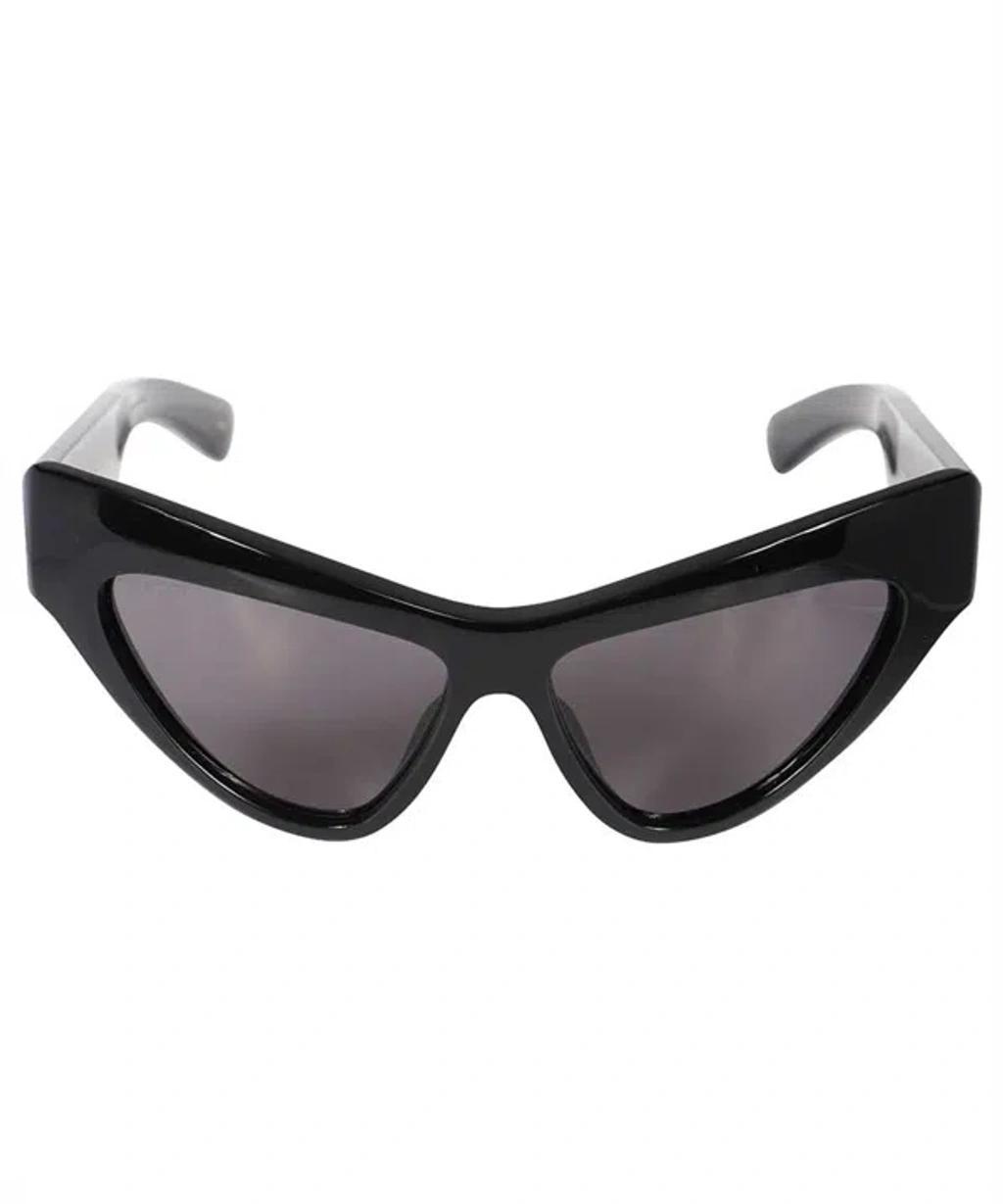 Cat-eye Sunglasses In Black product image