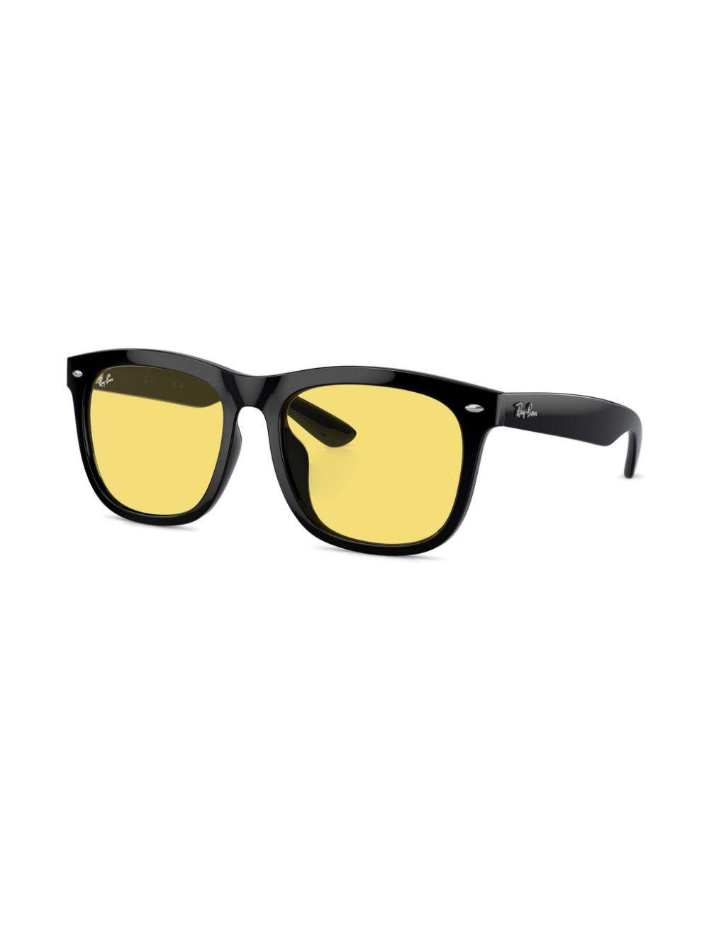 RAY BAN Rb4260d Sunglasses In Black Product Image