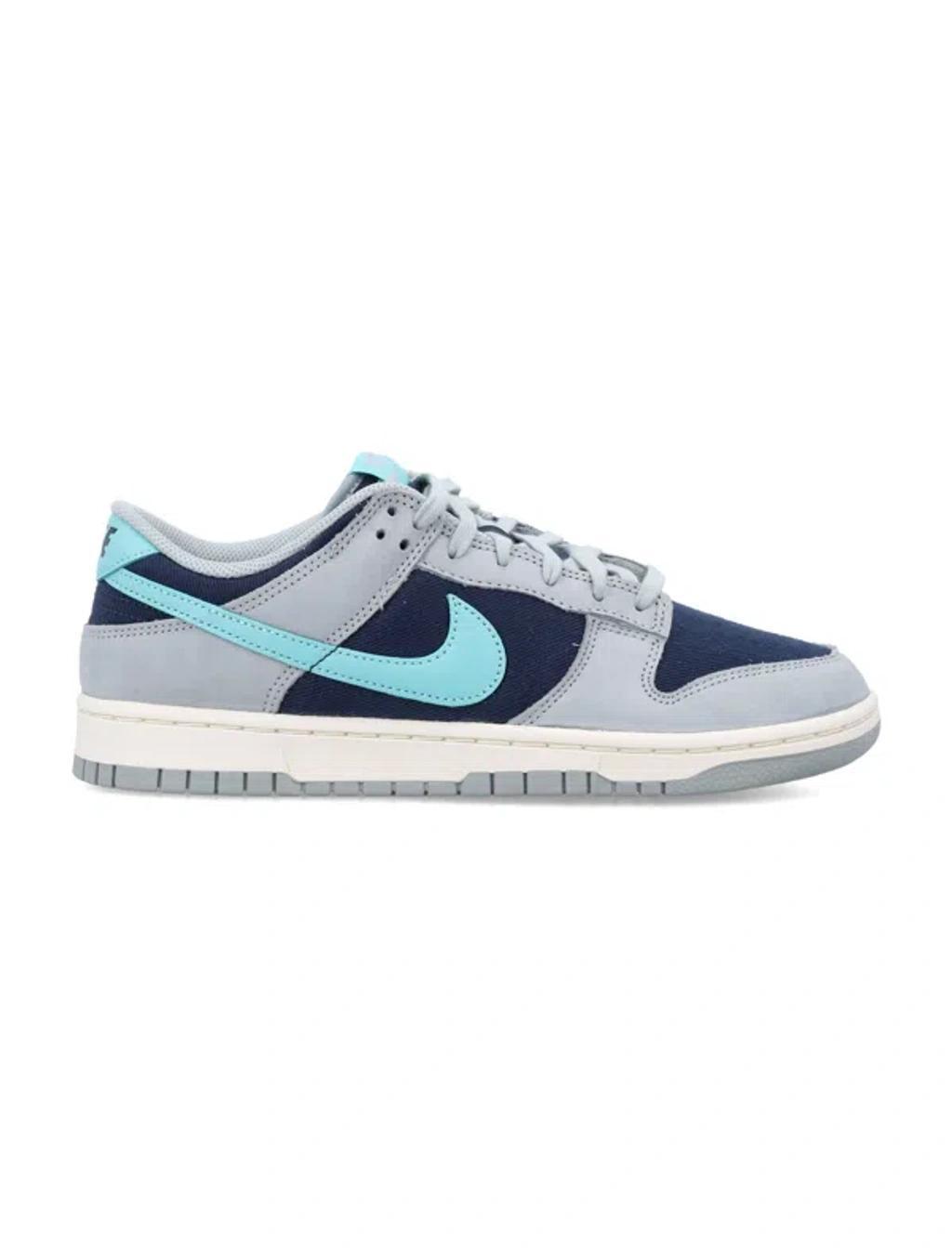 NIKE Dunk Low Retro Premium In Grau Product Image