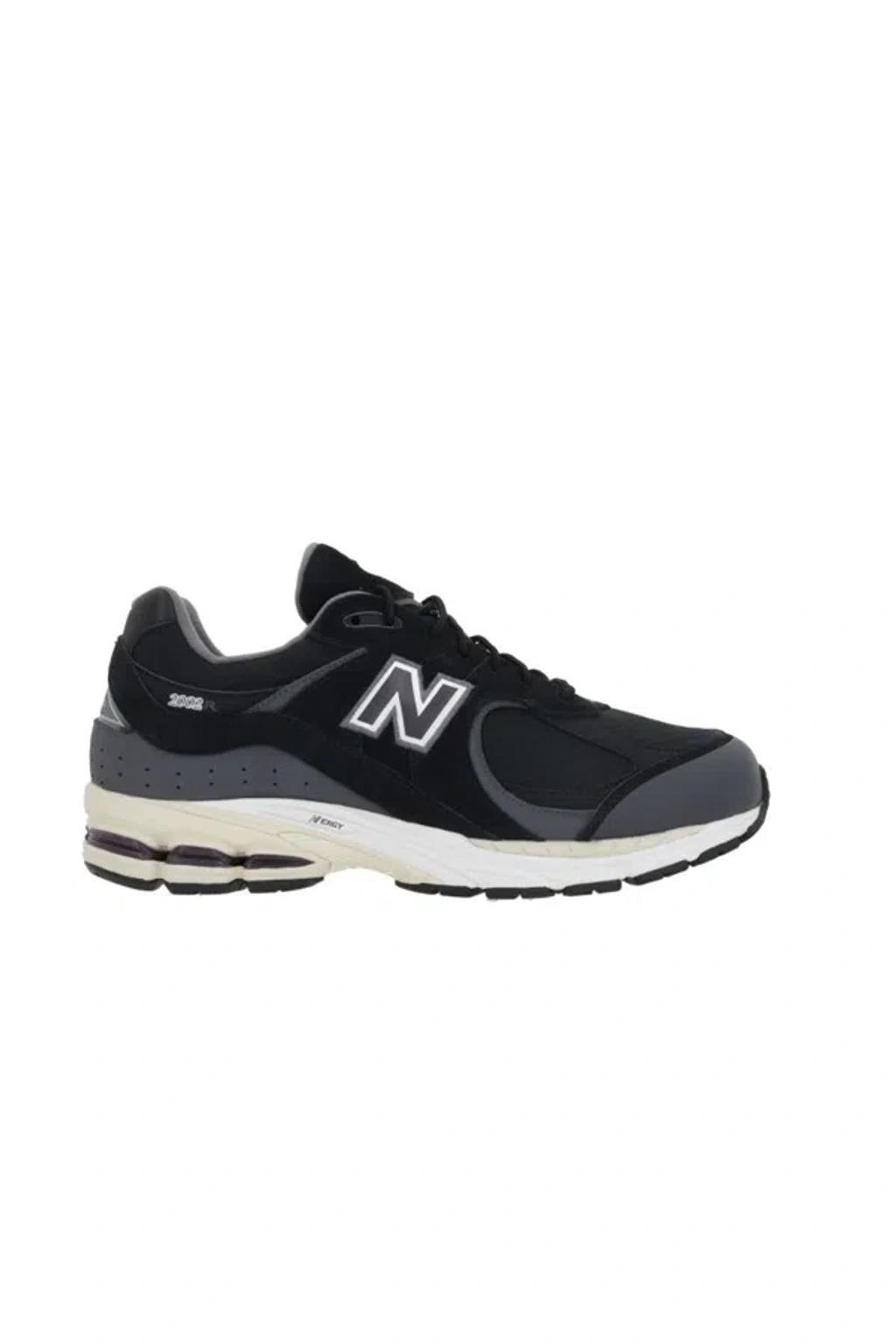 NEW BALANCE Sneakers In Navy Product Image