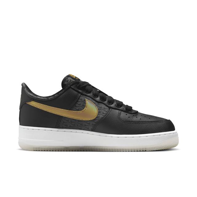 Nike Men's Air Force 1 '07 Premium Shoes Product Image