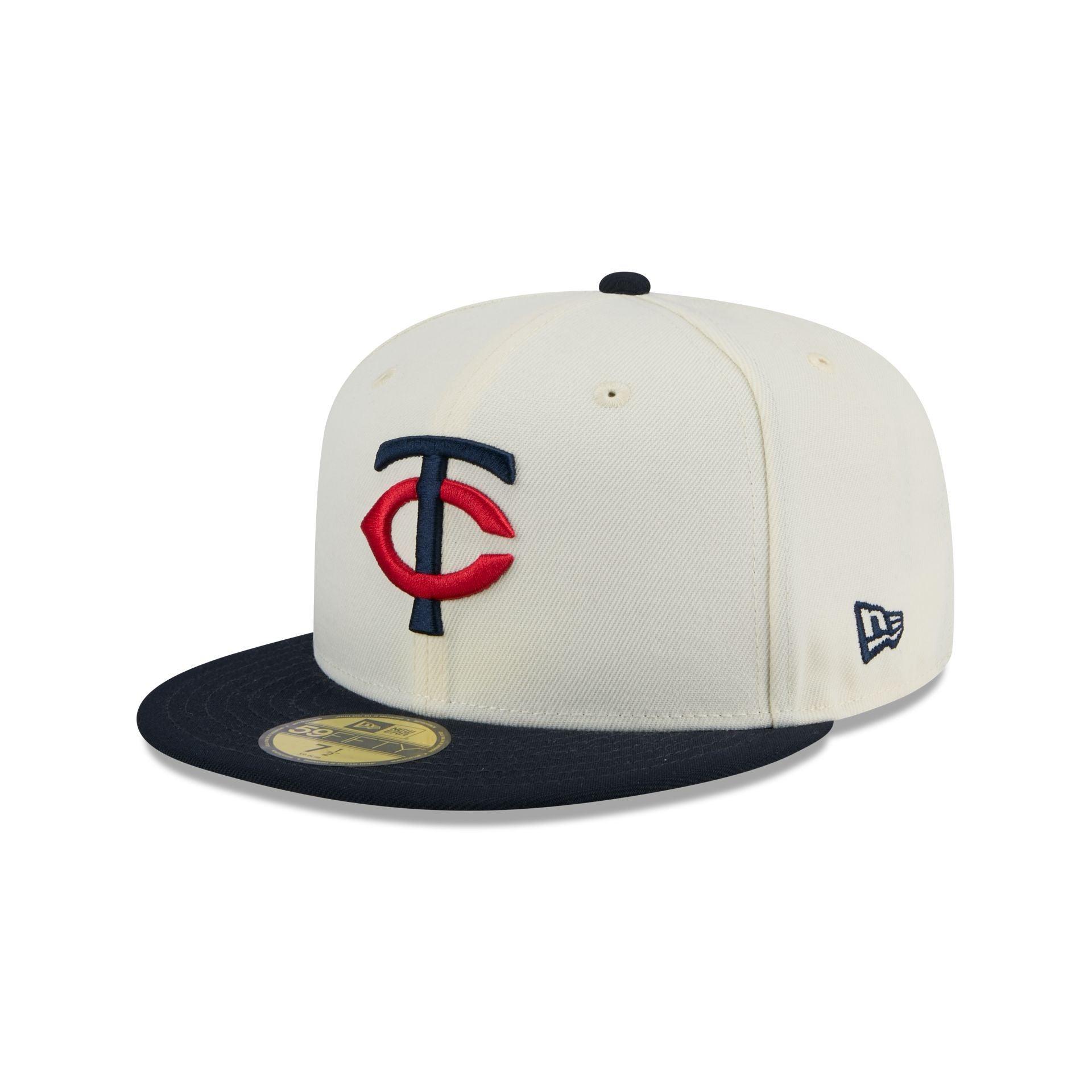 Minnesota Twins Chrome 59FIFTY Fitted Hat Male Product Image