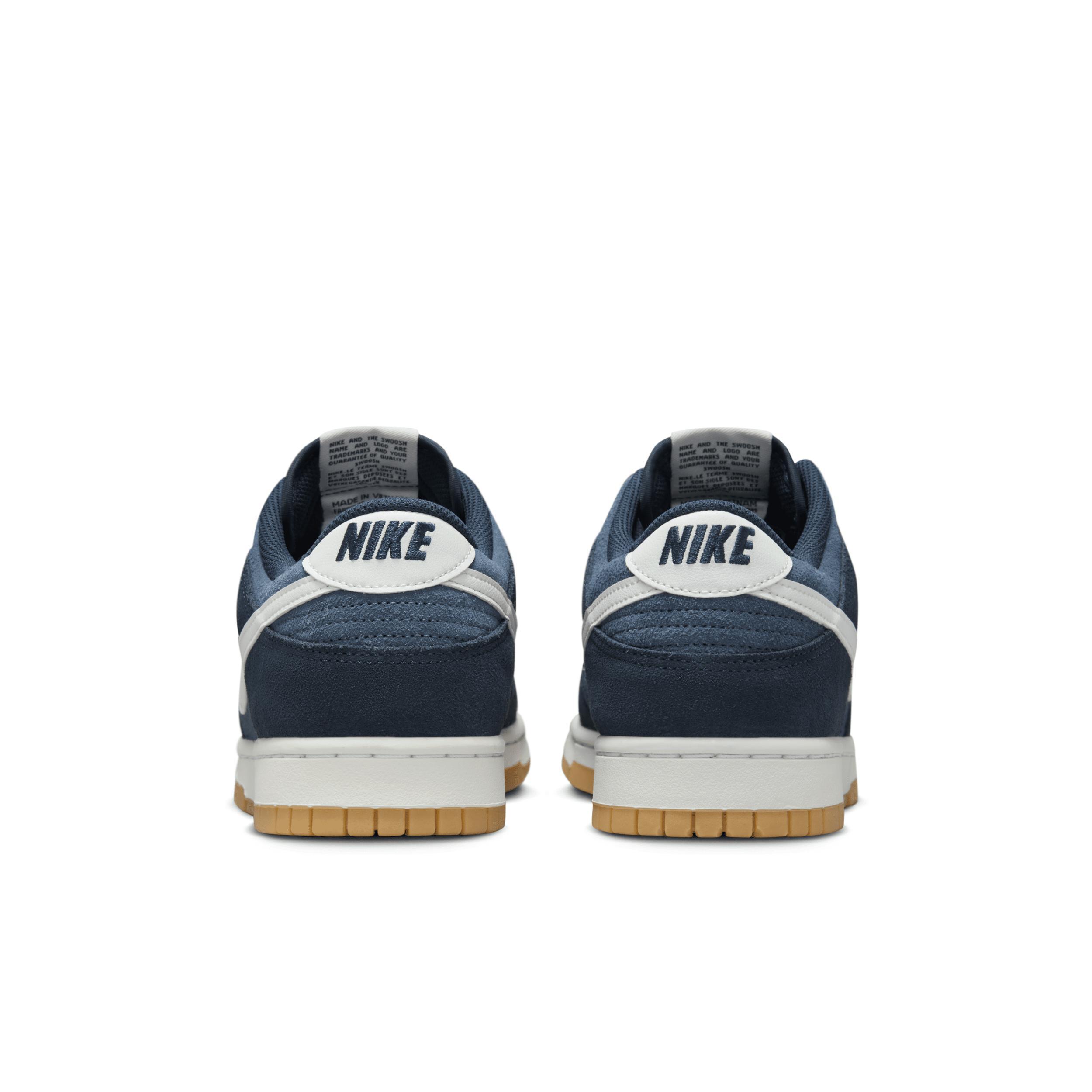 Nike Mens Dunk Low Retro SE Shoes Product Image