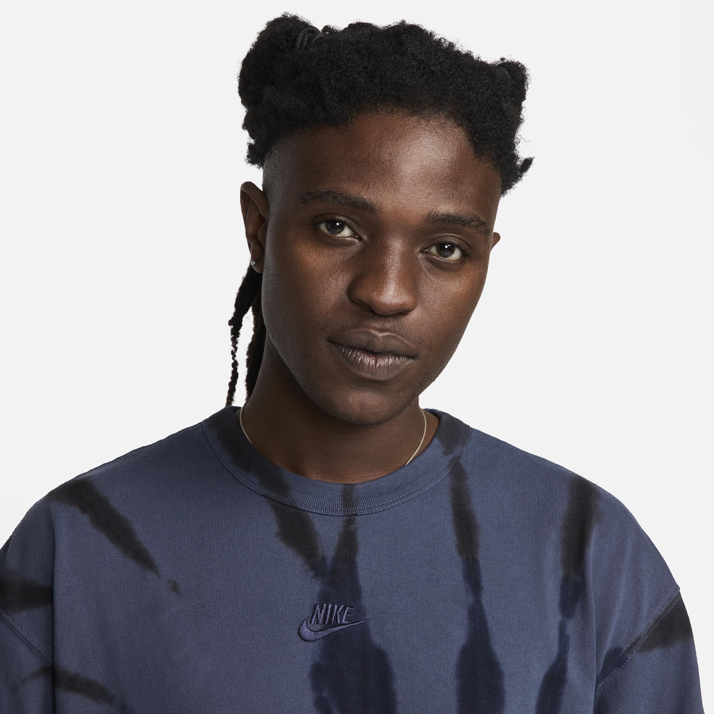 Men's Nike Sportswear Premium Essentials Max90 T-Shirt Product Image