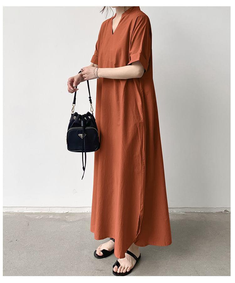 Elbow-Sleeve Stand Collar Plain Maxi Tunic Dress Product Image