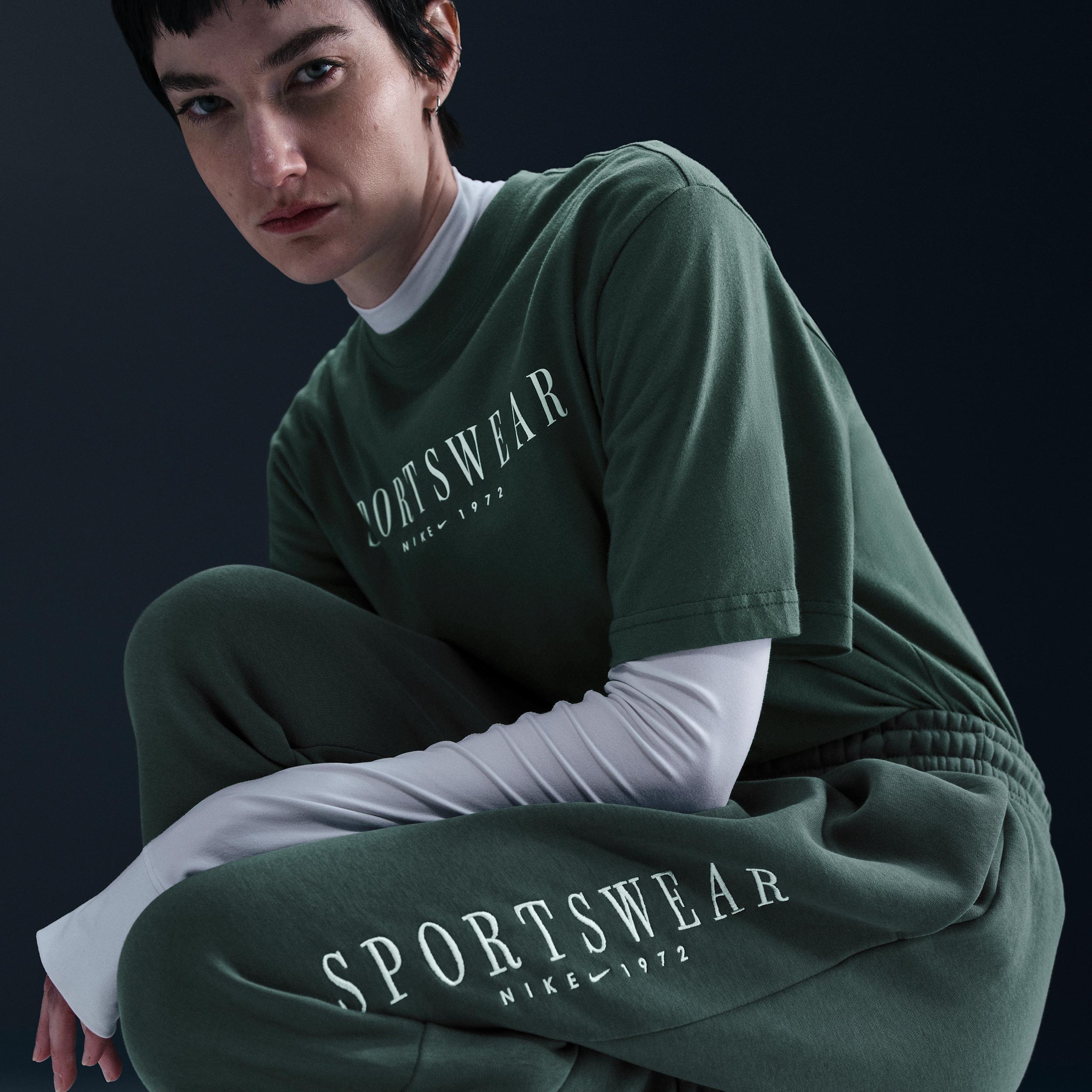 Women's Nike Sportswear Phoenix Fleece High-Waisted Oversized Sweatpants Product Image