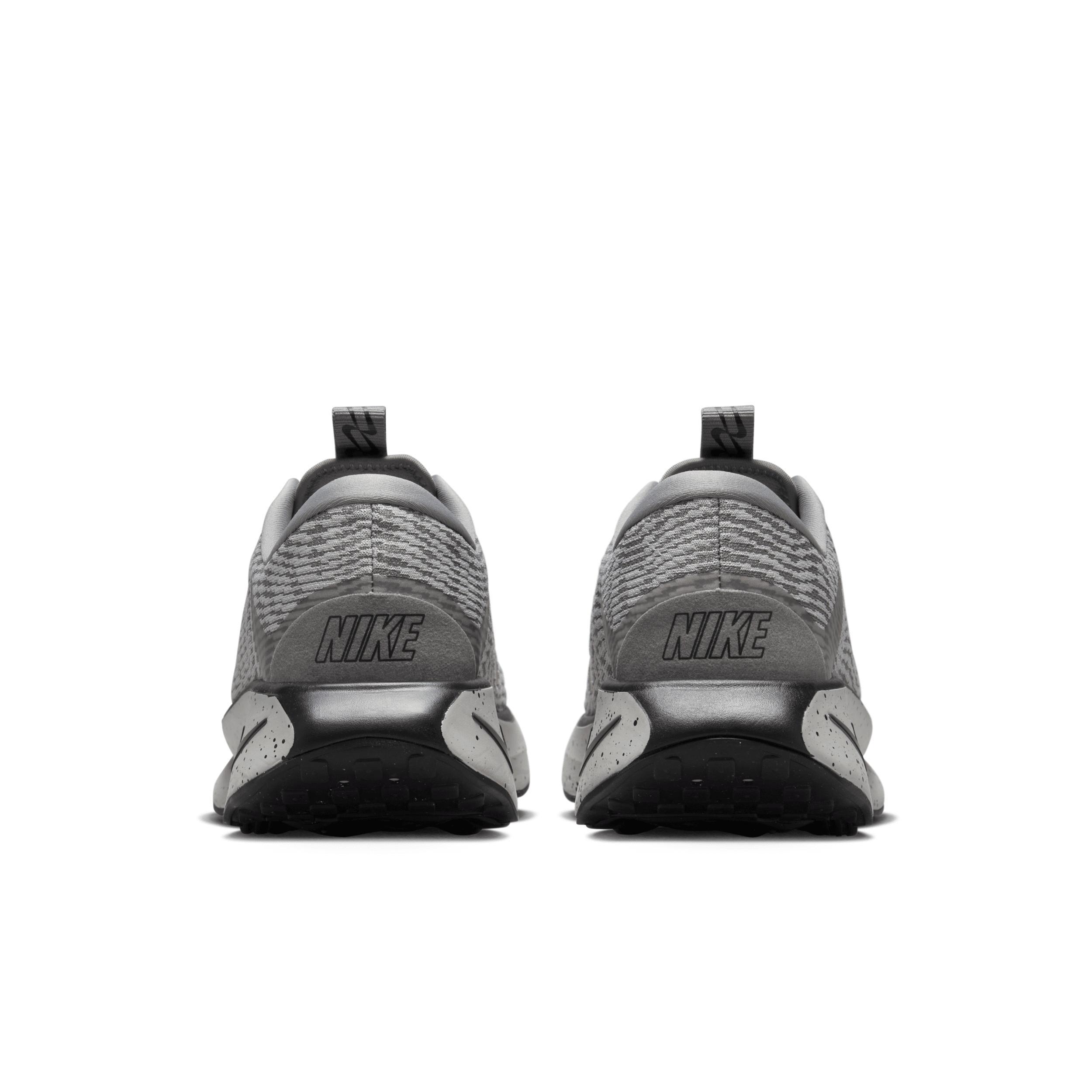 Nike Men's Motiva Walking Shoes Product Image