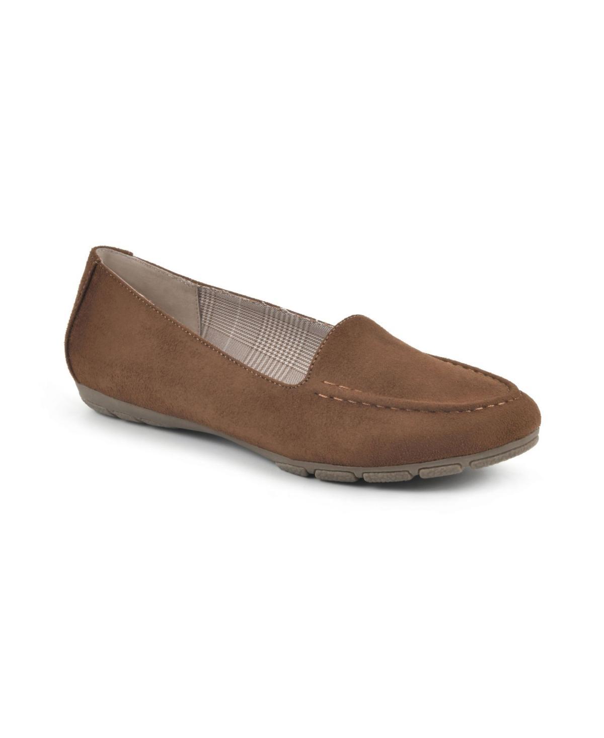 Cliffs by White Mountain Gracefully Womens Flats Product Image