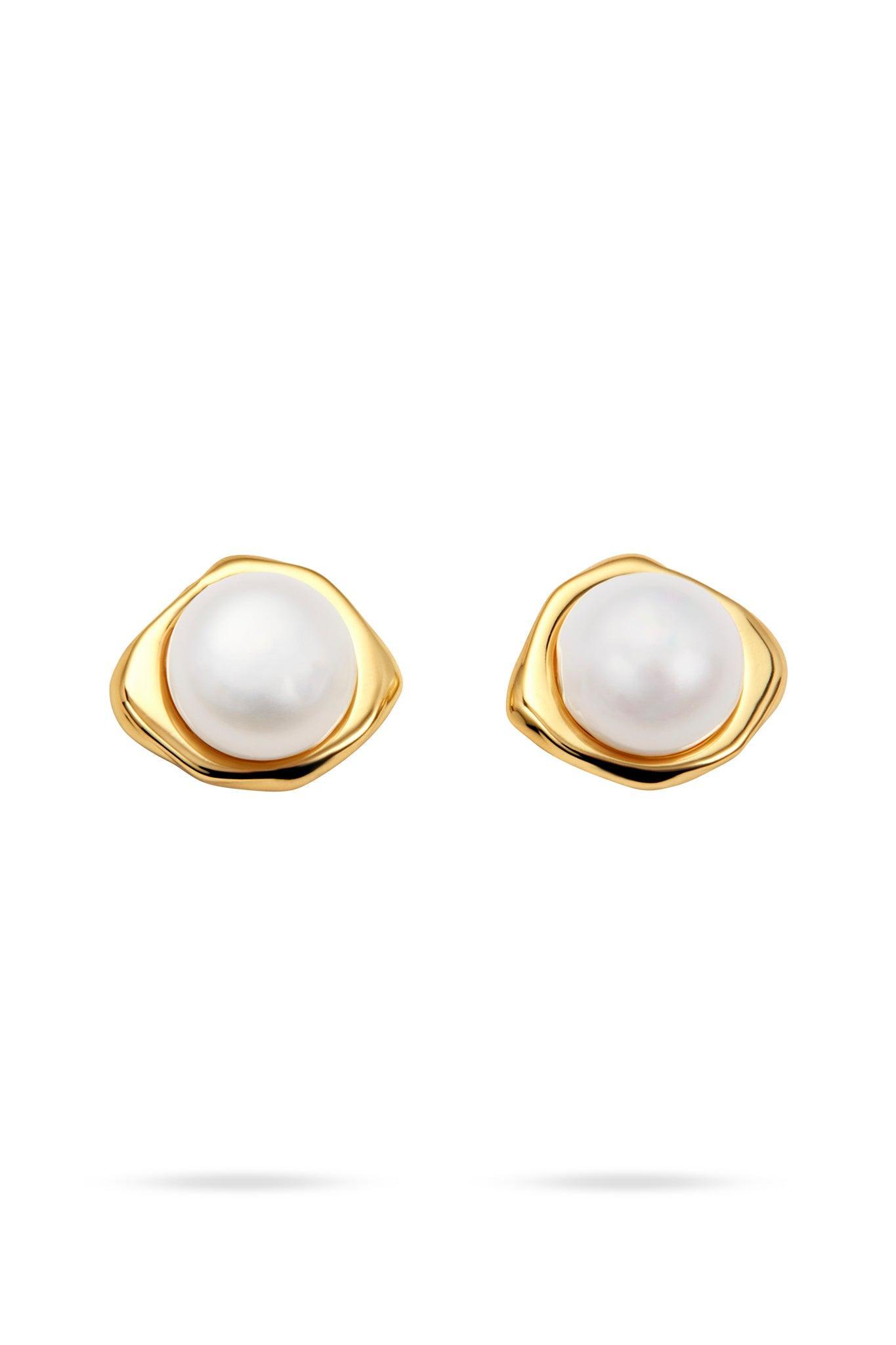 Vitality Pearl Stud Earring Product Image