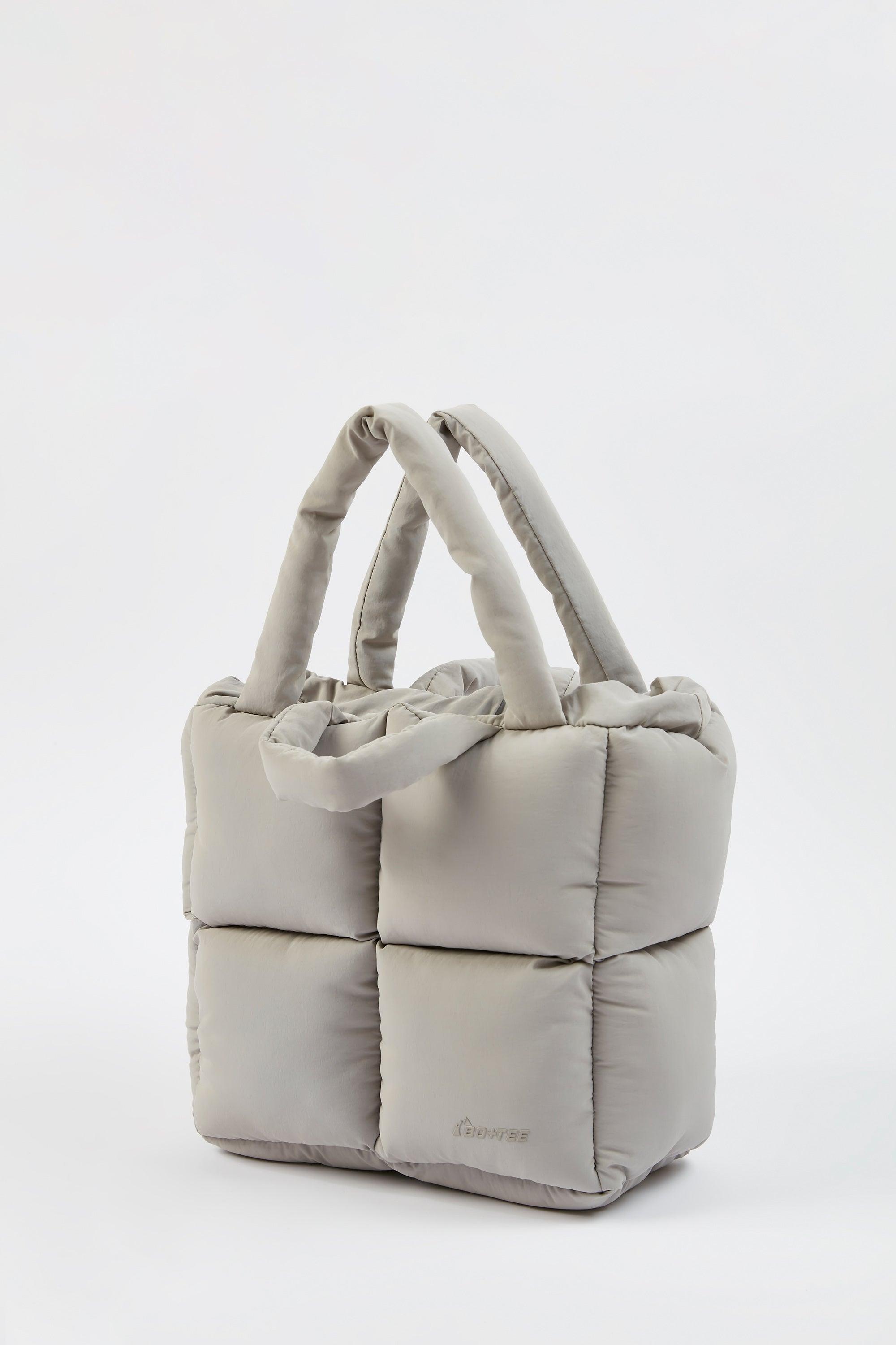 Quilted Puffer Bag in Light Grey Product Image