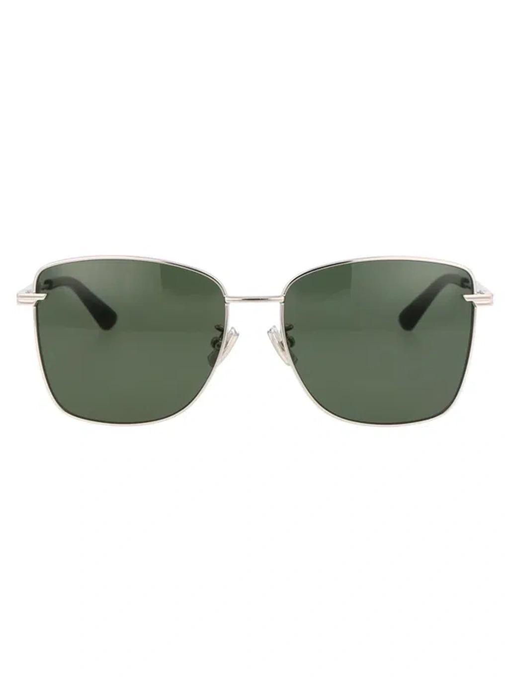 BOTTEGA VENETA Sunglasses In 003 Silver Silver Green Product Image