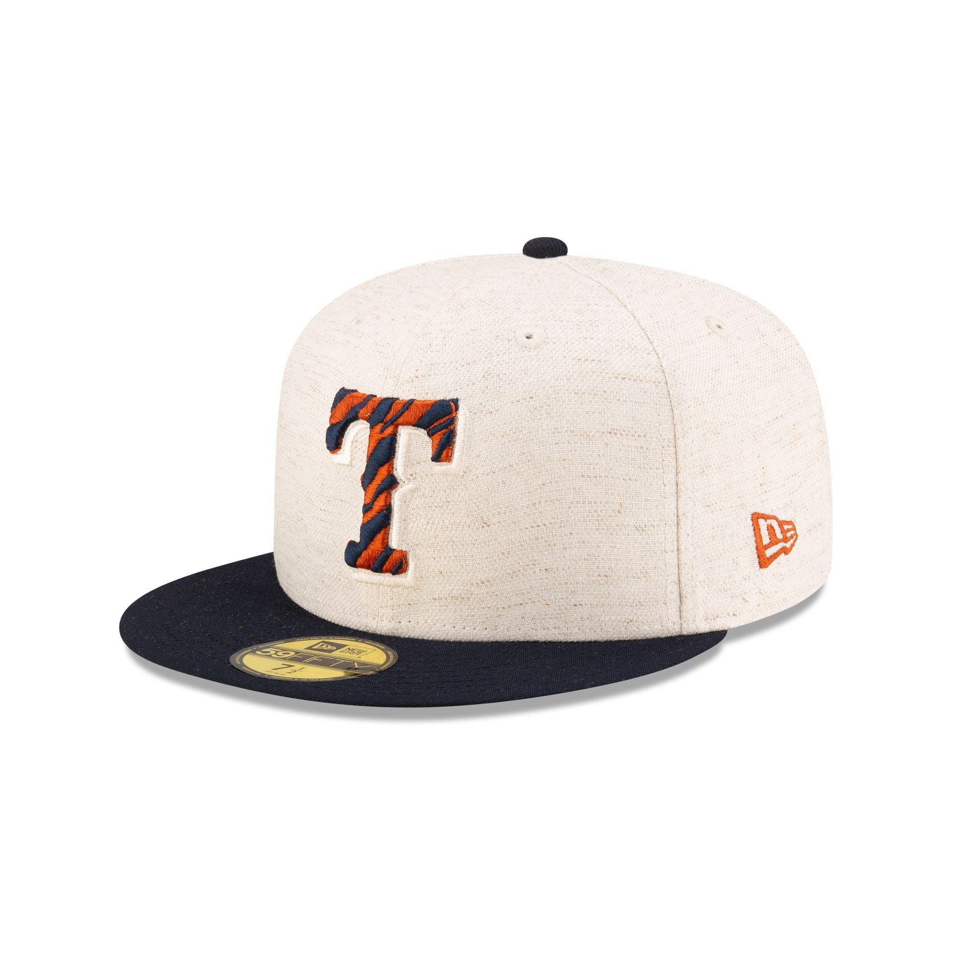 Just Caps Animal Fill Texas Rangers 59FIFTY Fitted Hat Male Product Image