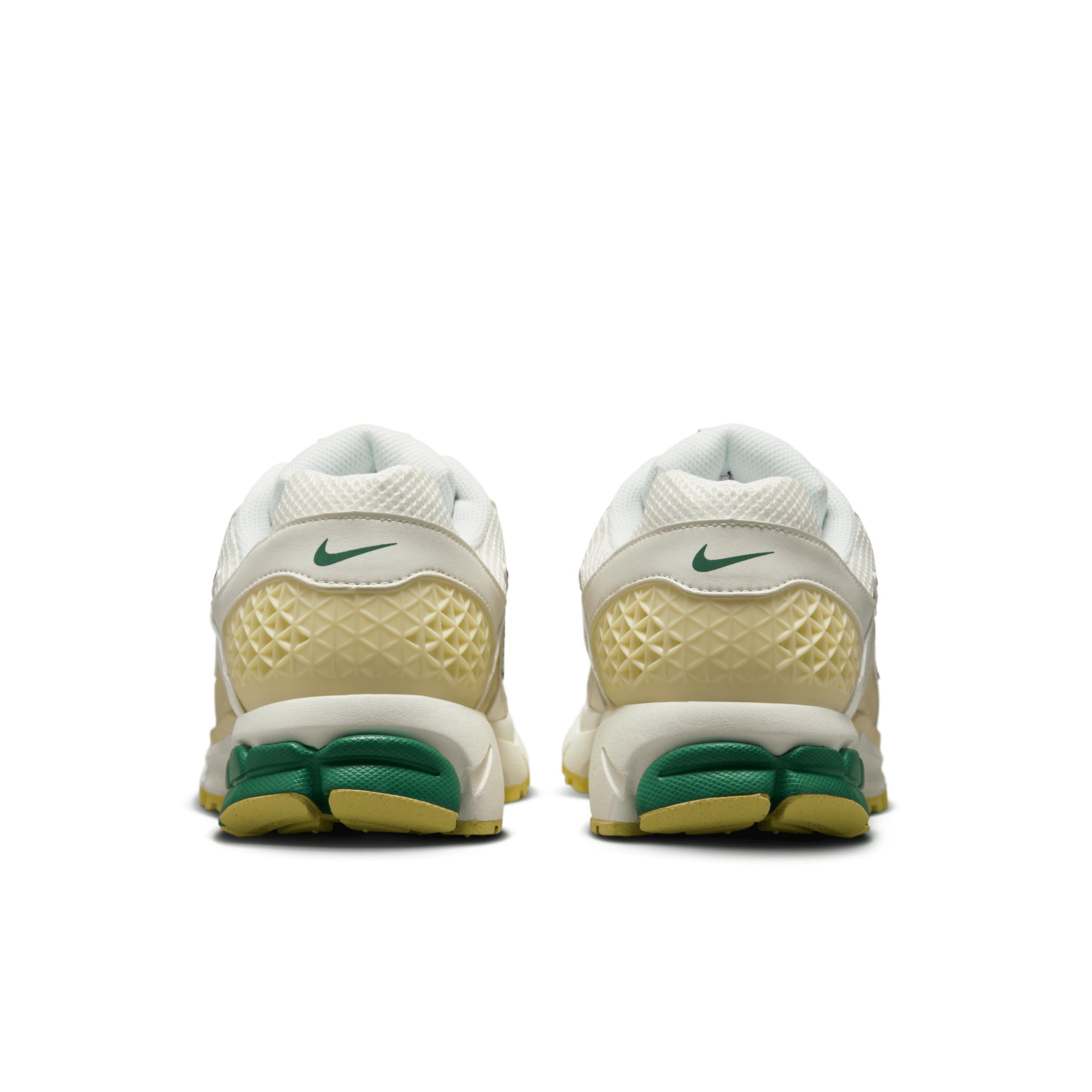 Nike Zoom Vomero 5 Men's Shoes Product Image