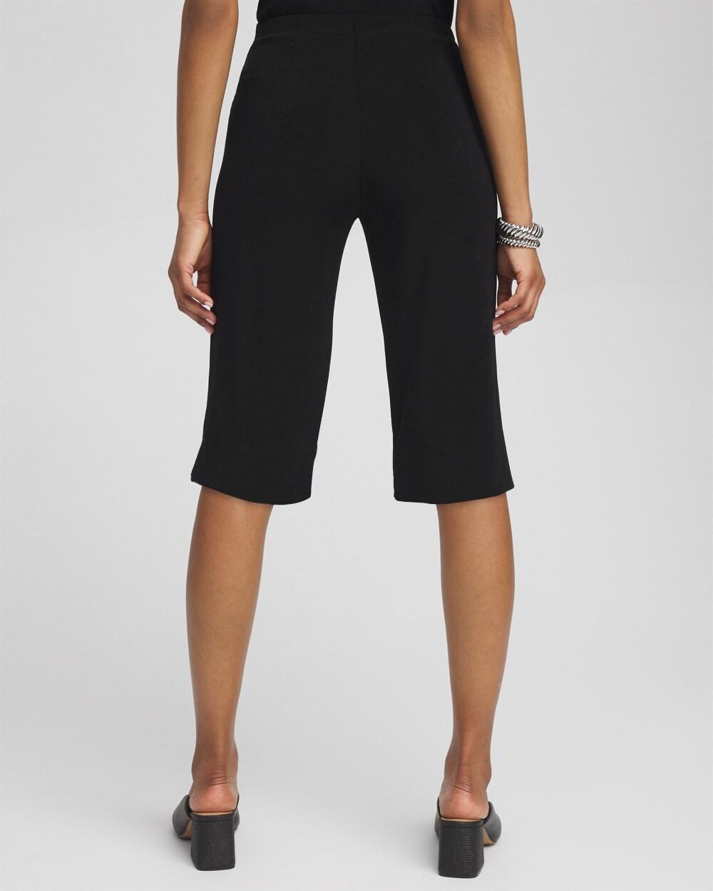 Bermuda Lake Shorts Product Image