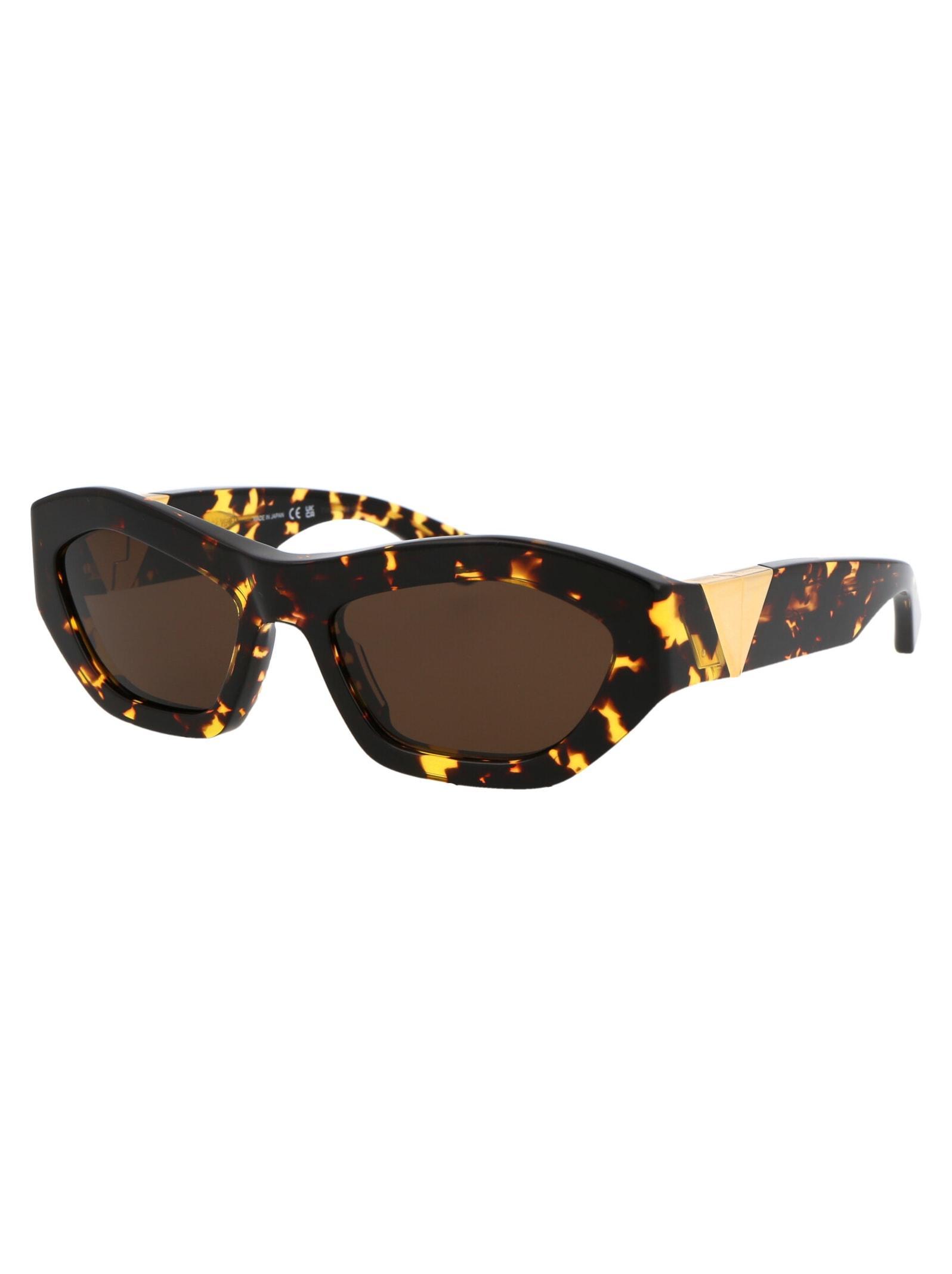 BOTTEGA VENETA Sunglasses In Brown Product Image