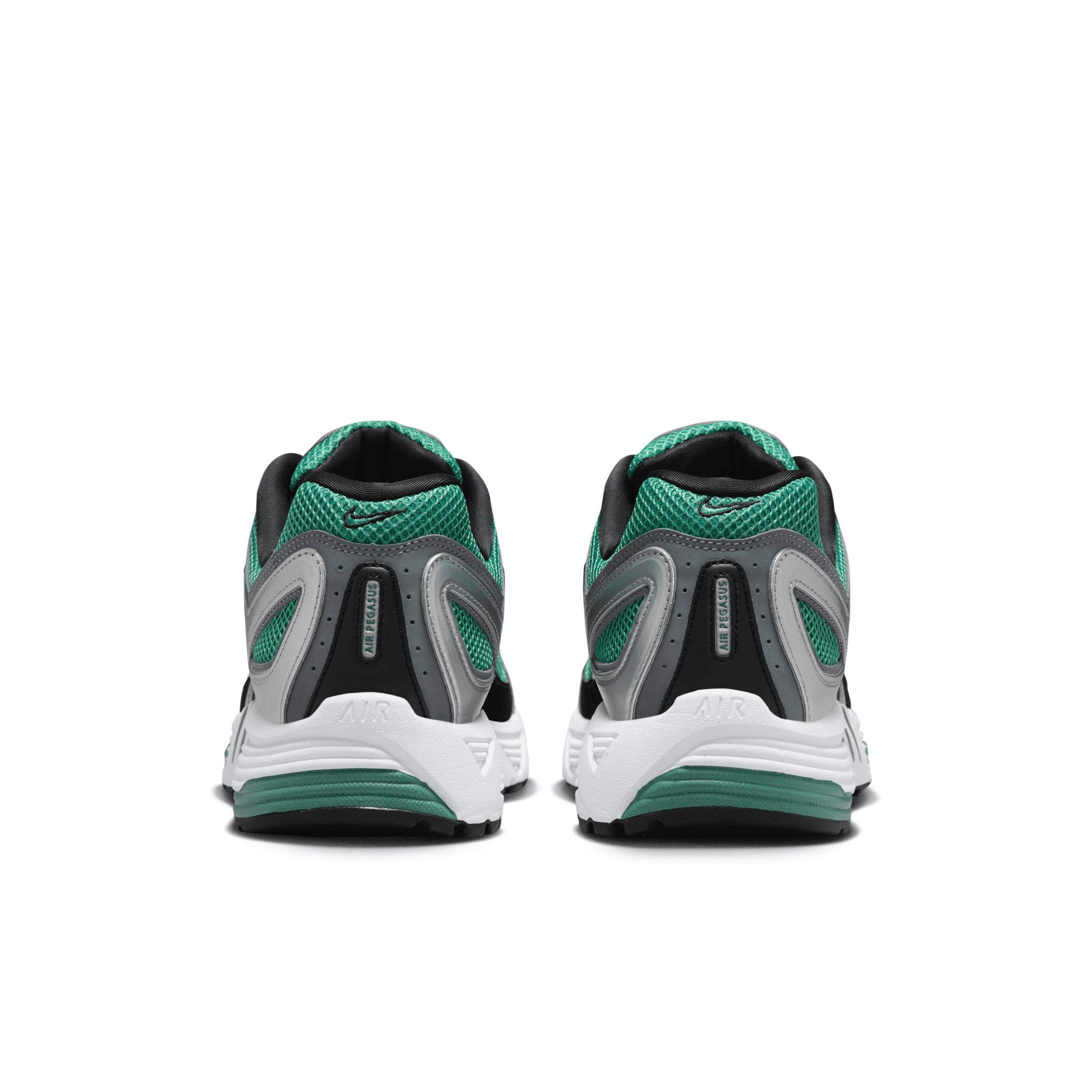 Nike Men's Air Pegasus 2005 Shoes Product Image