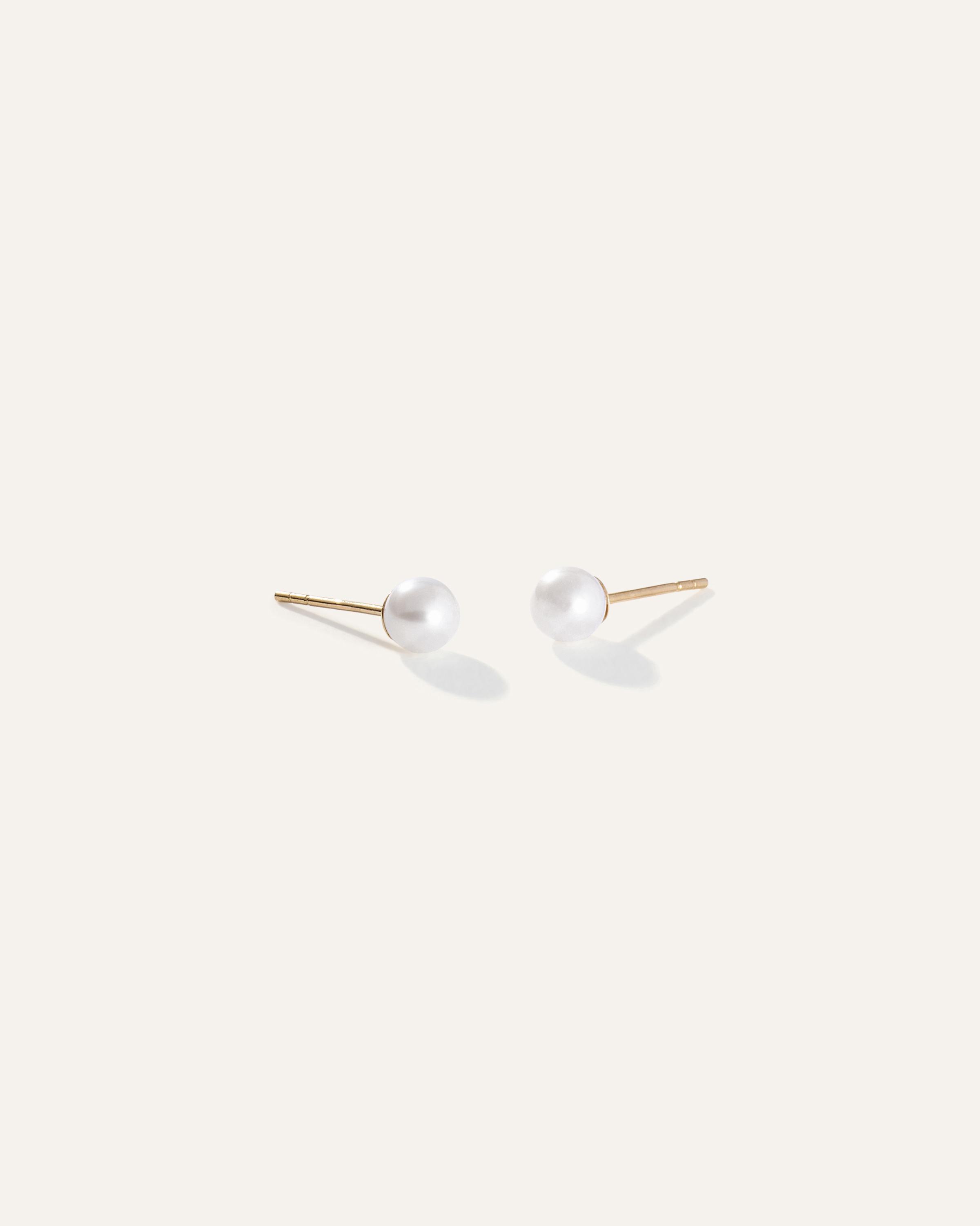 14K Gold Freshwater Cultured Pearl Studs Product Image