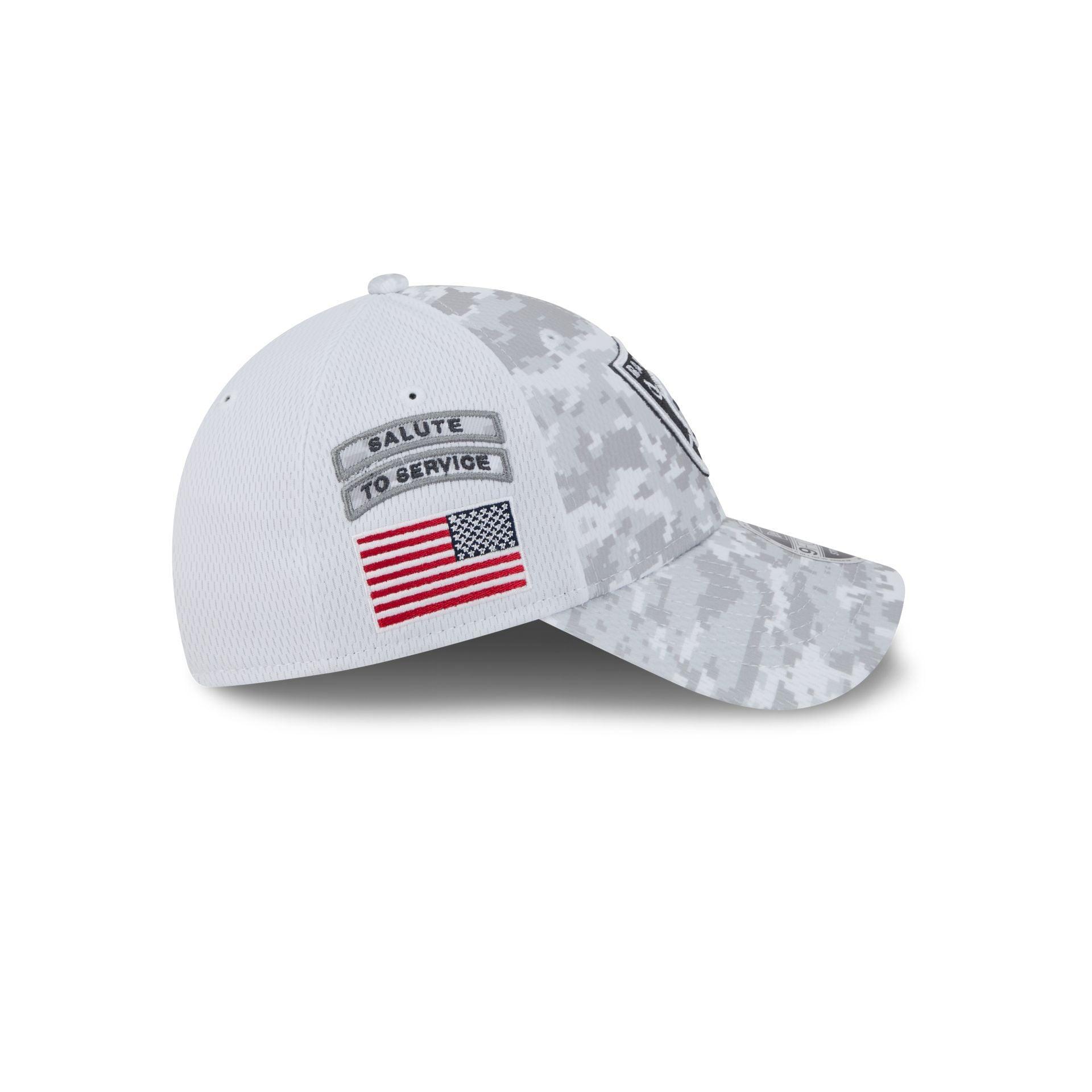 Las Vegas Raiders 2024 Salute to Service 9FORTY Stretch-Snap Hat Male Product Image