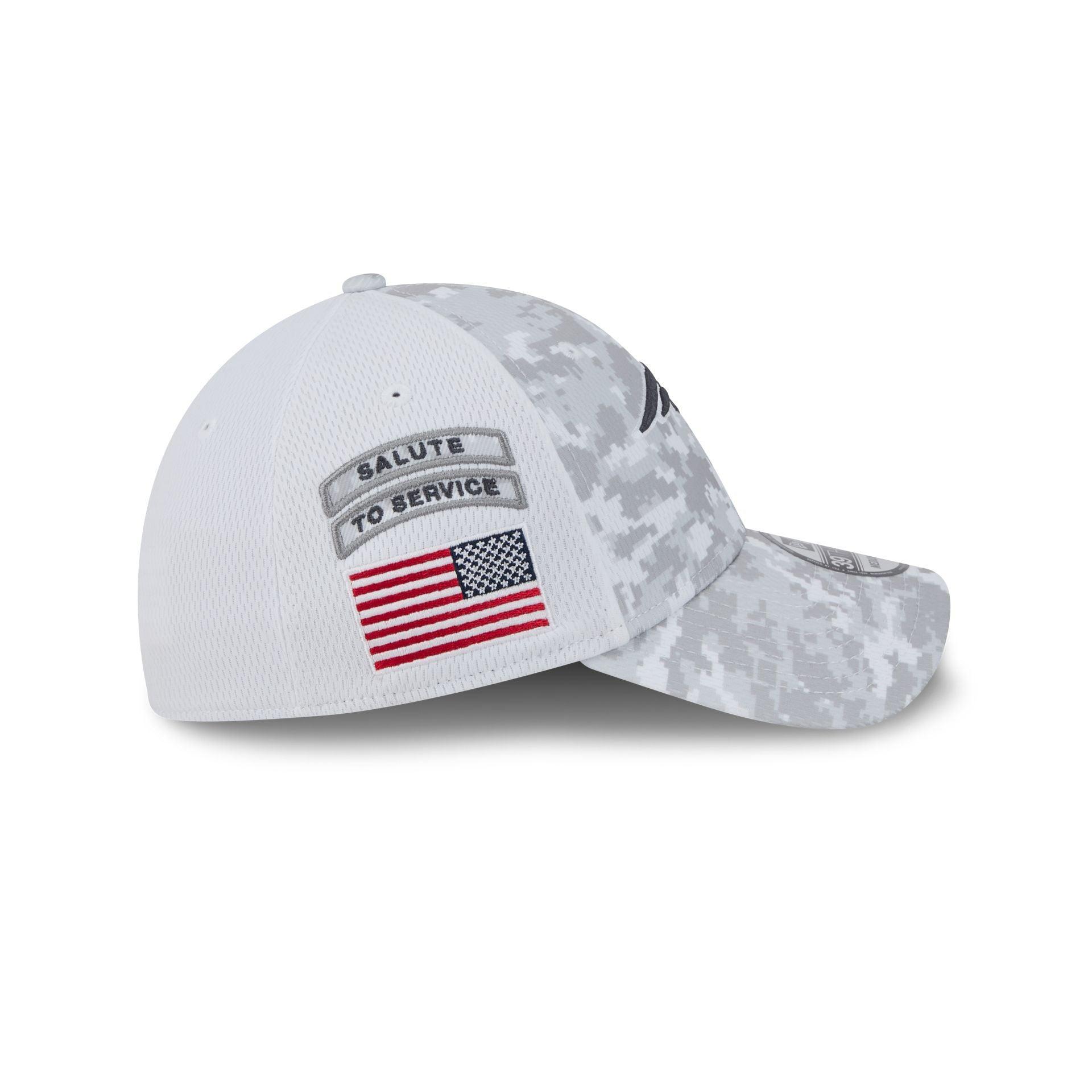 New England Patriots 2024 Salute to Service 39THIRTY Stretch Fit Hat Male Product Image