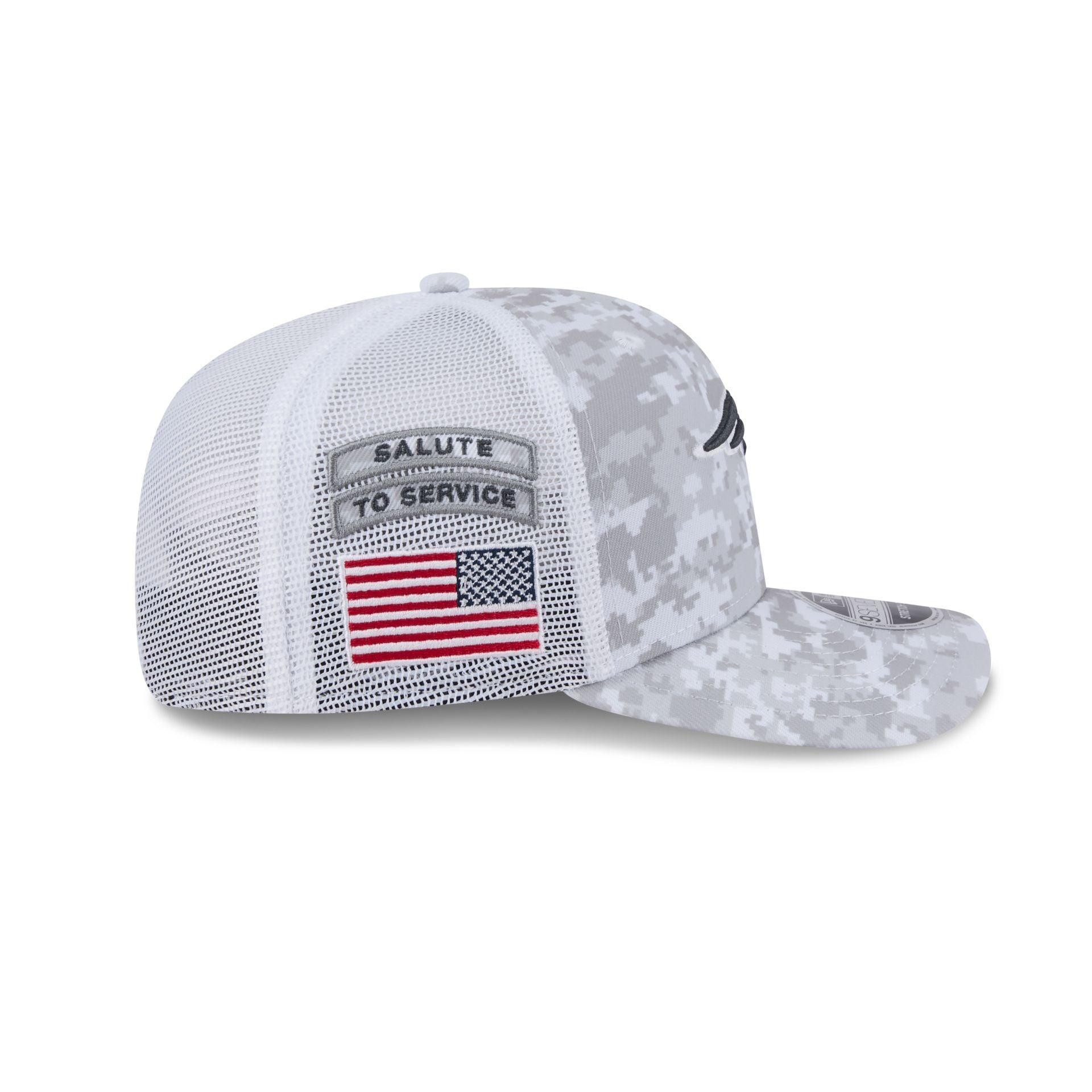 New England Patriots 2024 Salute to Service 9SEVENTY Trucker Hat Male Product Image