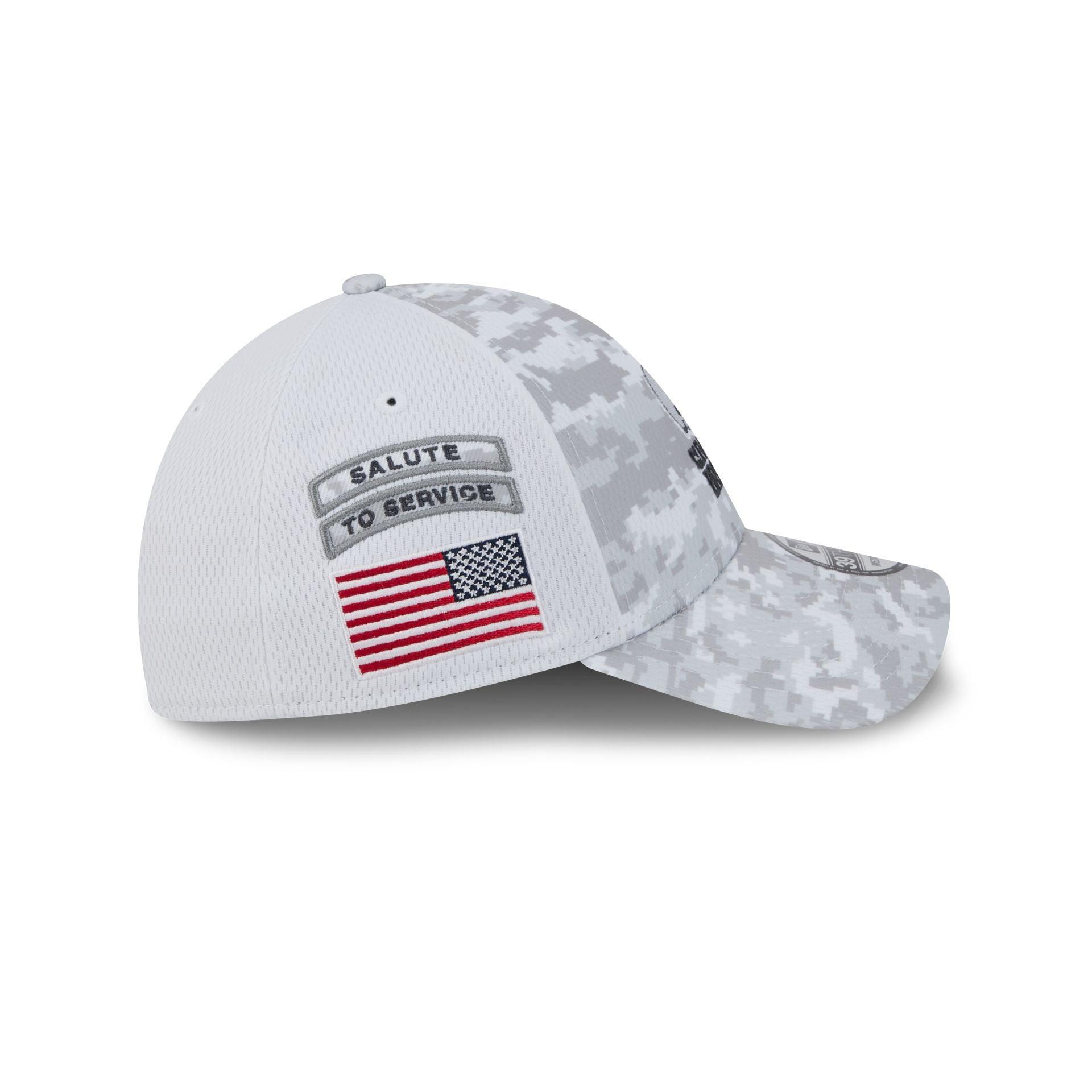 Cleveland Browns 2024 Salute to Service 39THIRTY Stretch Fit Hat Male Product Image