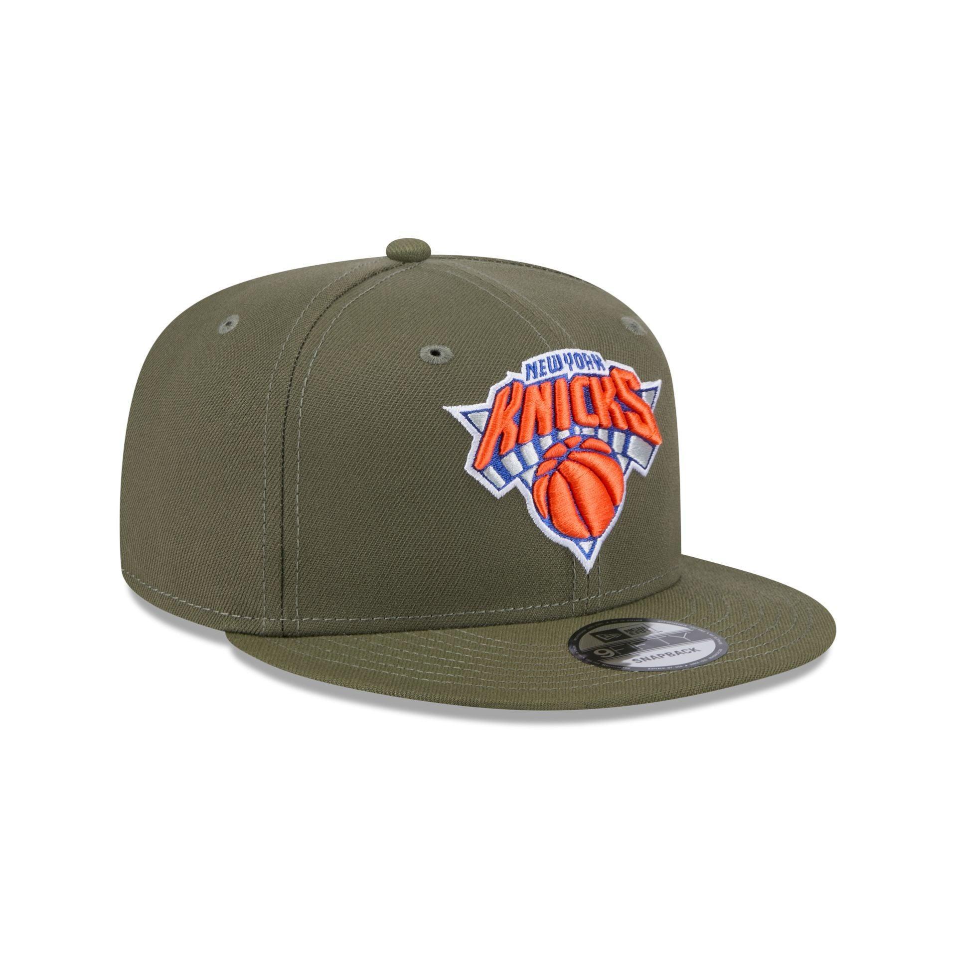 New York Knicks Olive 9FIFTY Snapback Hat Male Product Image