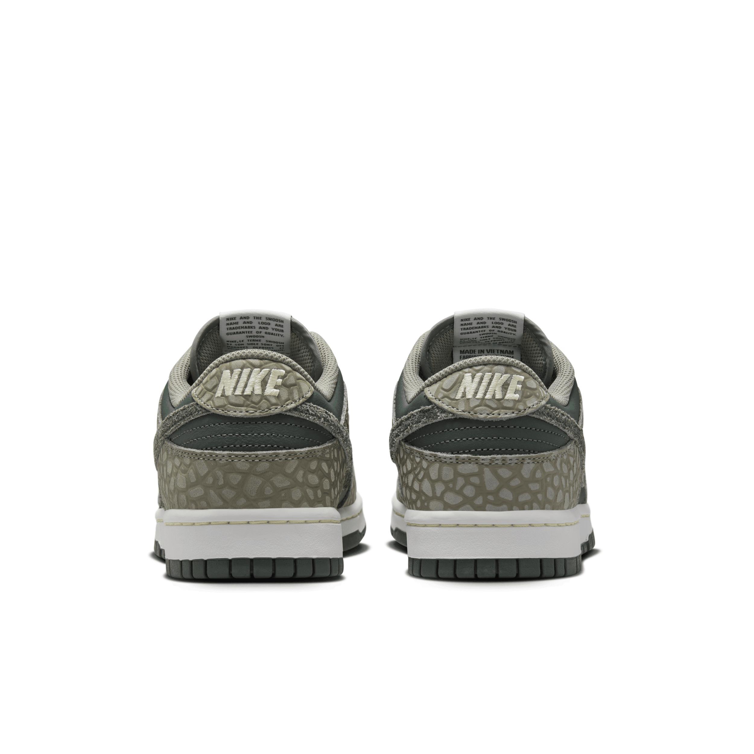 Nike Men's Dunk Low Retro Premium Shoes Product Image