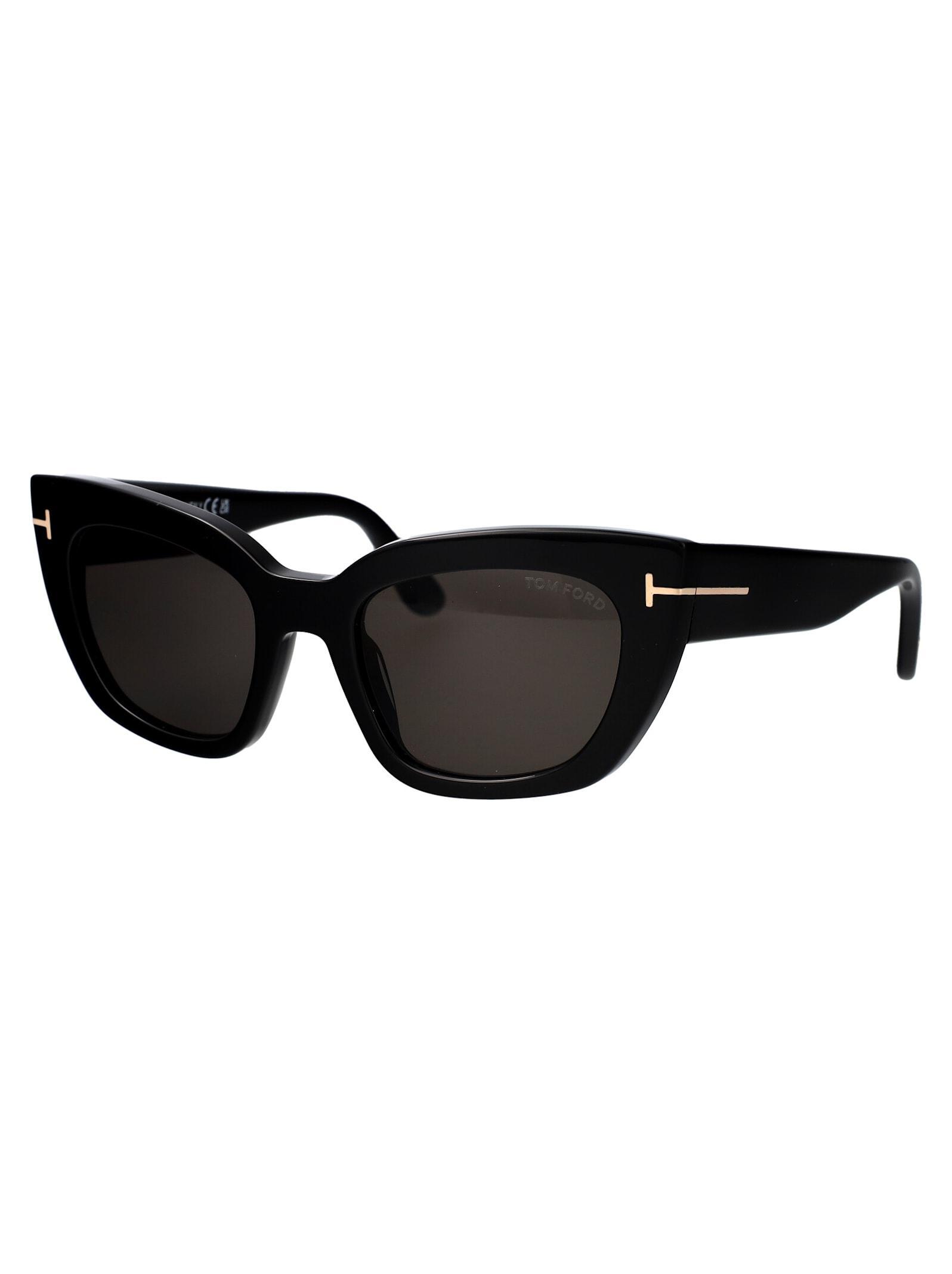 TOM FORD Ft1190/s Sunglasses In Black Product Image