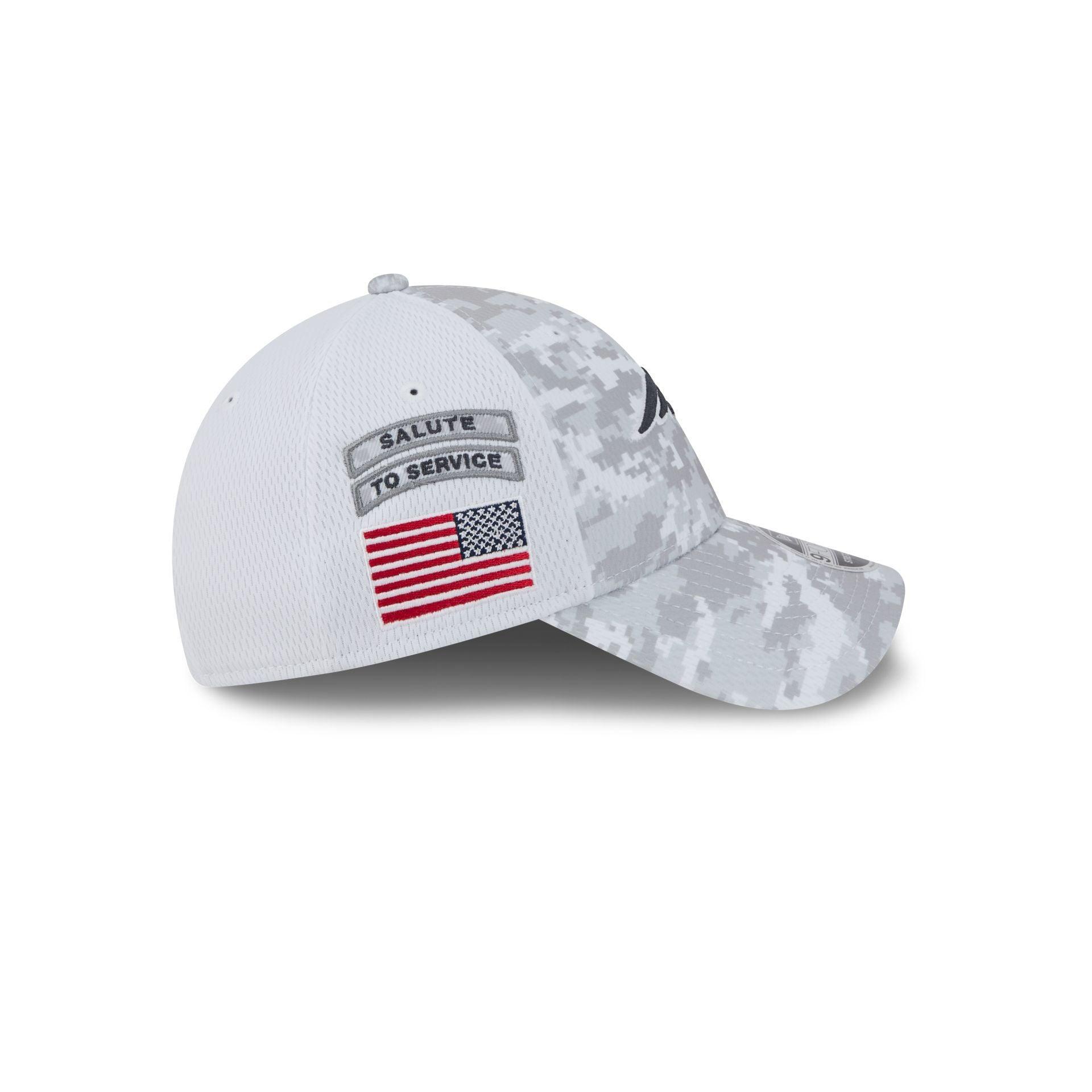 New England Patriots 2024 Salute to Service 9FORTY Stretch-Snap Hat Male Product Image