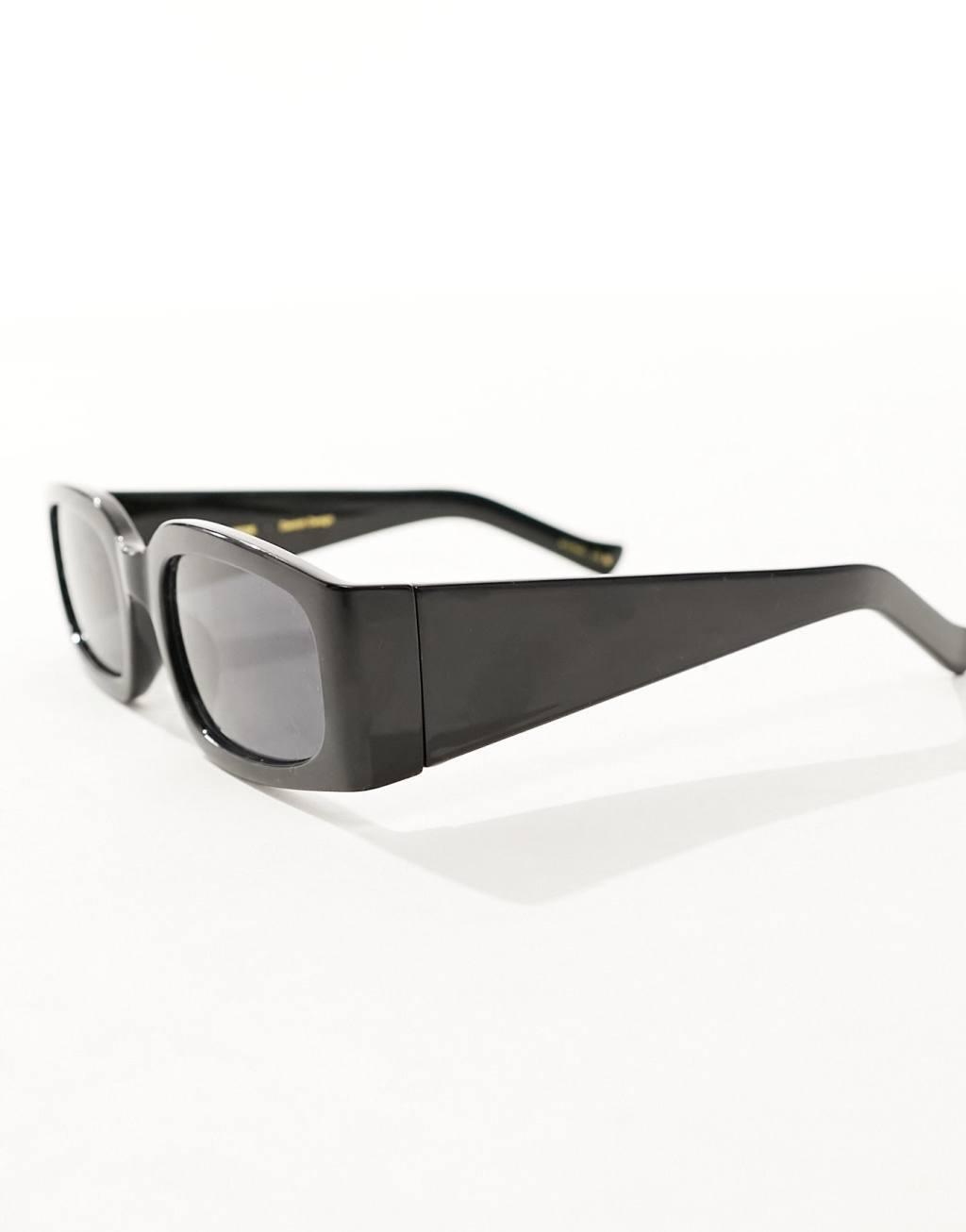 A.Kjaerbede alex rectangle sunglasses in black Product Image