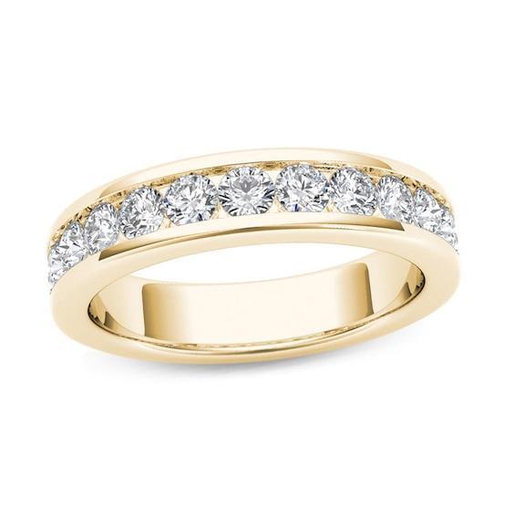 Men's 1 CT. T.w. Diamond Wedding Band in 14K Gold Product Image