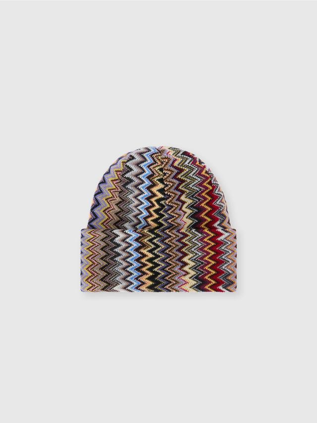 Wool beanie with vertical zigzags Product Image