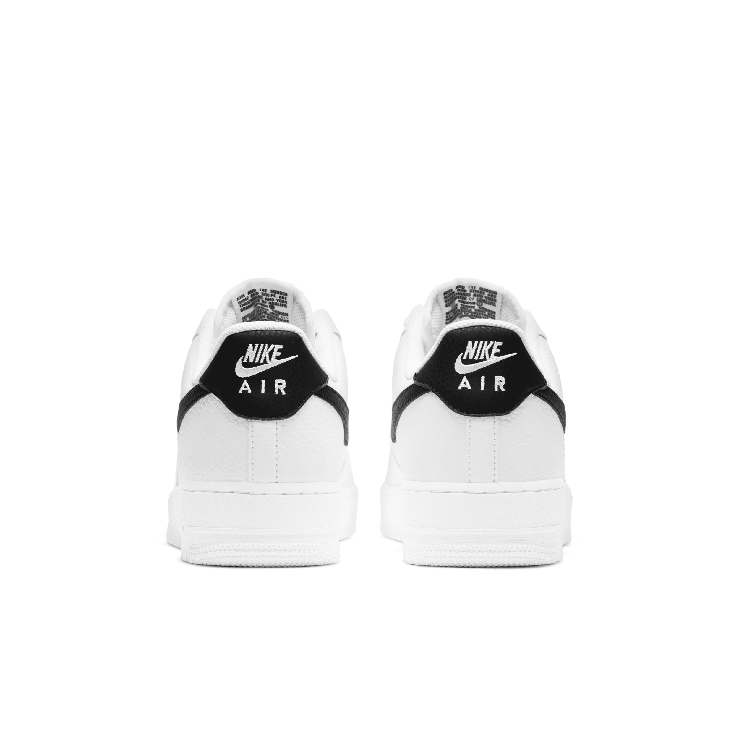 Nike Men's Air Force 1 '07 Shoes Product Image