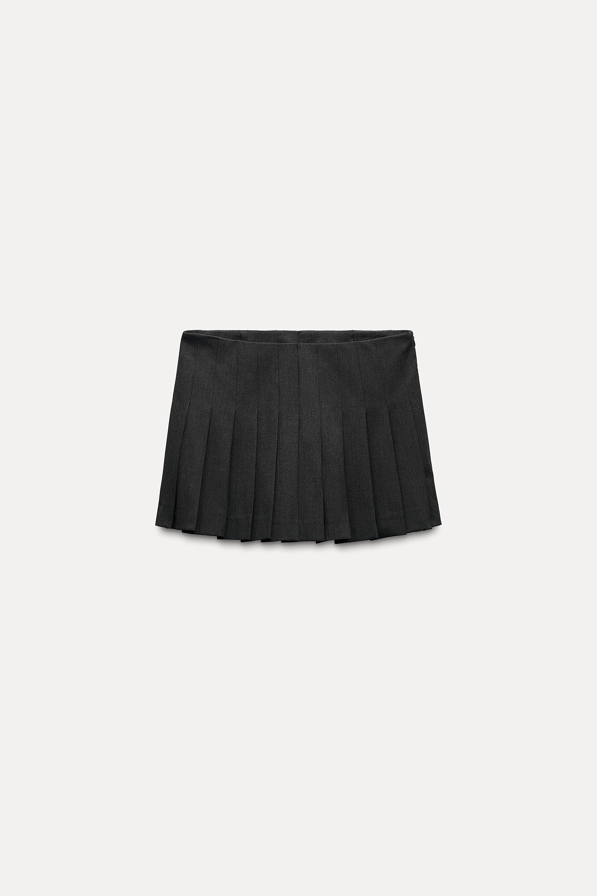 PLEATED SKORT Product Image