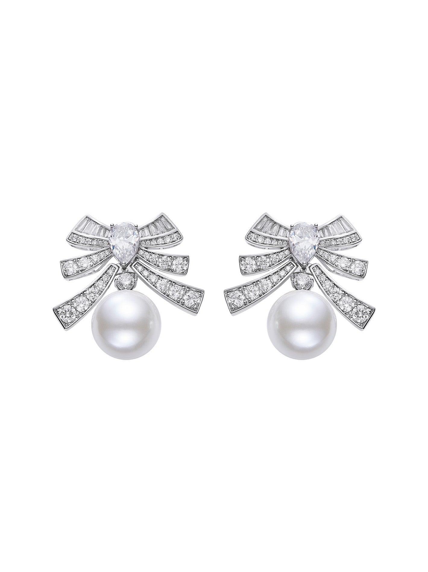 Alysa Earrings Product Image