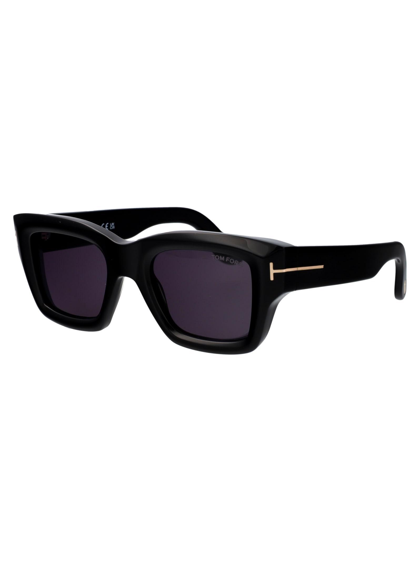 Sunglasses In 01a Black Product Image