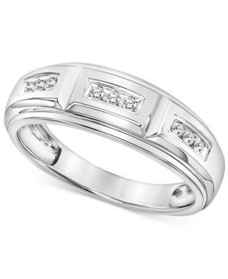 Mens Diamond Wedding Band (1/4 ct. t.w.) in 10K White Gold Product Image