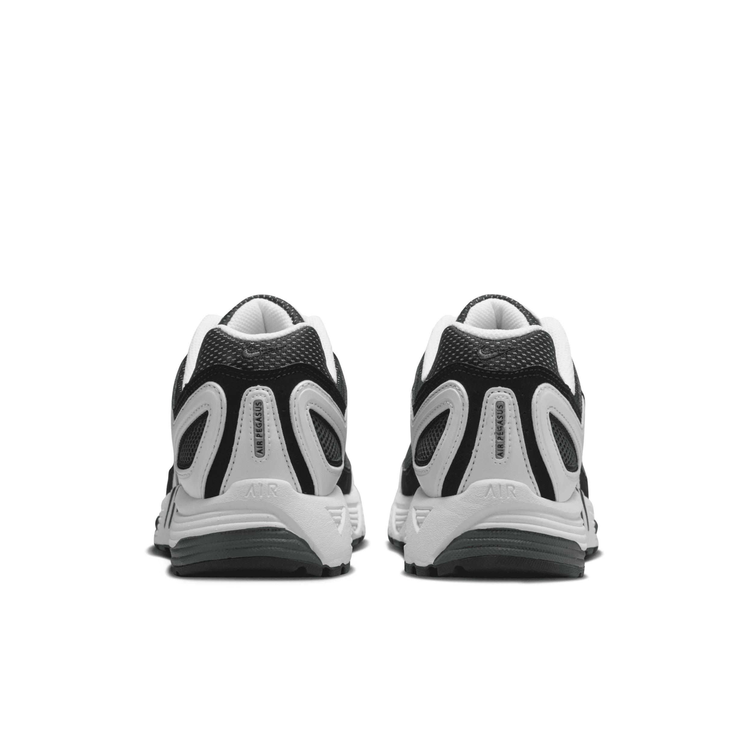 Nike Womens Air Pegasus 2005 Shoes Product Image