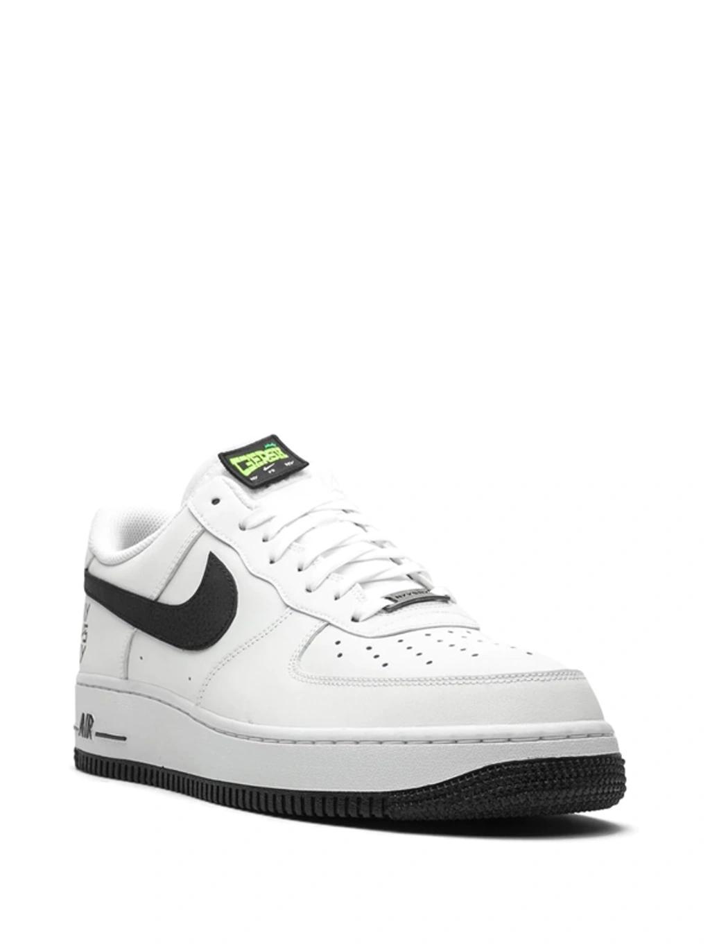 Air Force 1 '07 Lv8 Low Top Sneaker In White/black Product Image